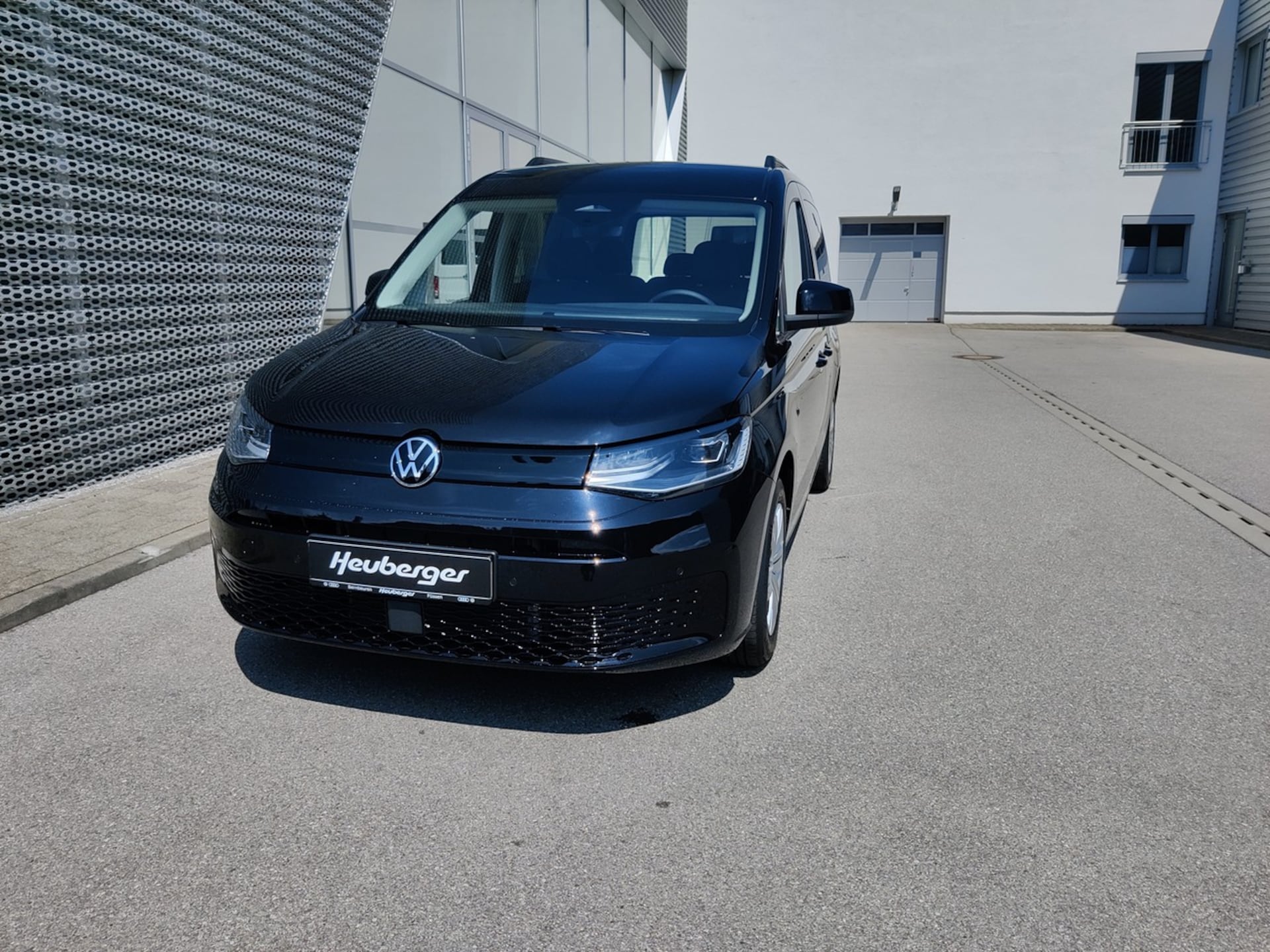 Volkswagen Caddy Basis-Modell