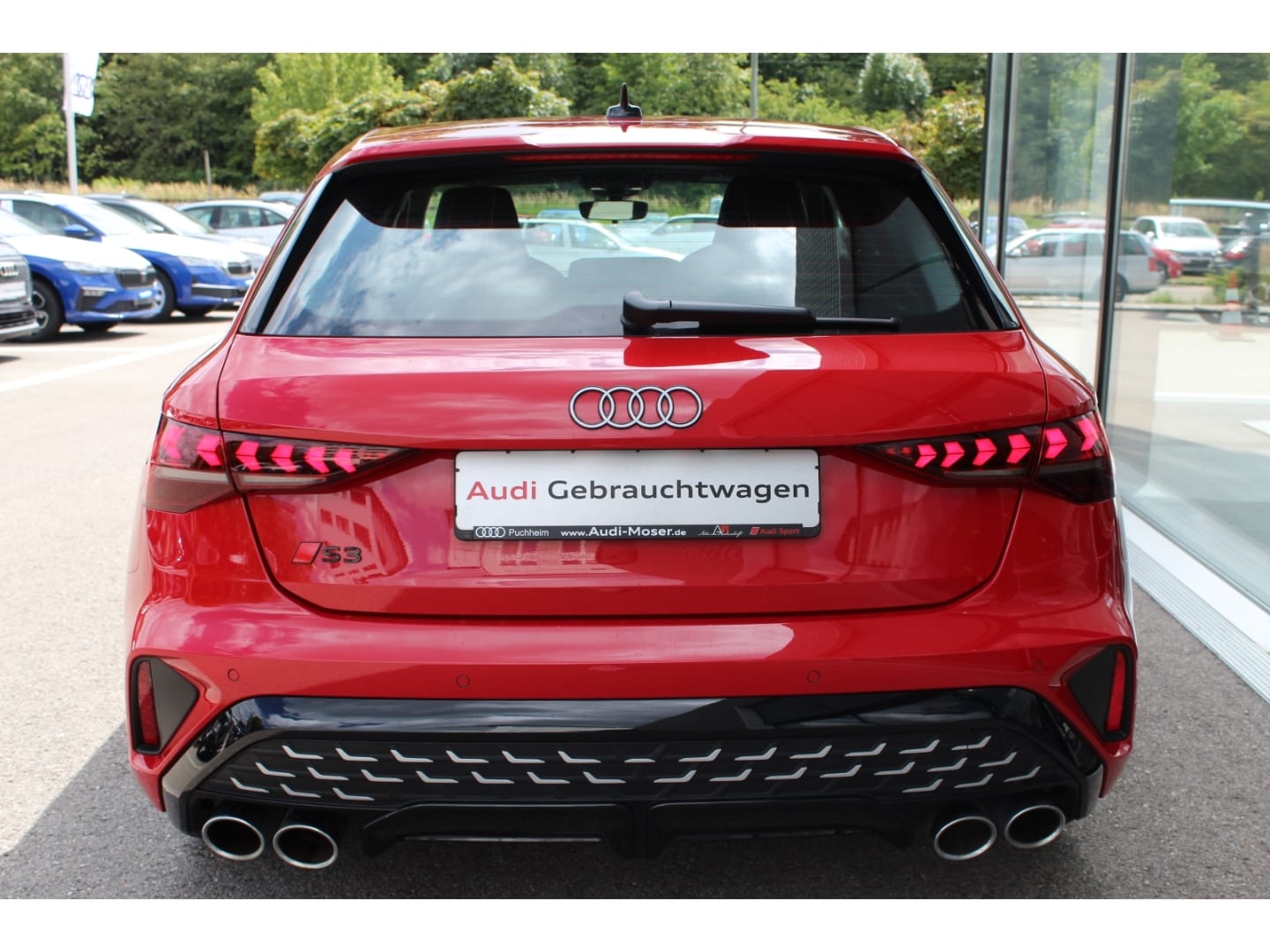 Bild über Audi S3 Sportback TFSI quattro S tronic - für weitere Informationen kontaktieren Sie den Audi Partner