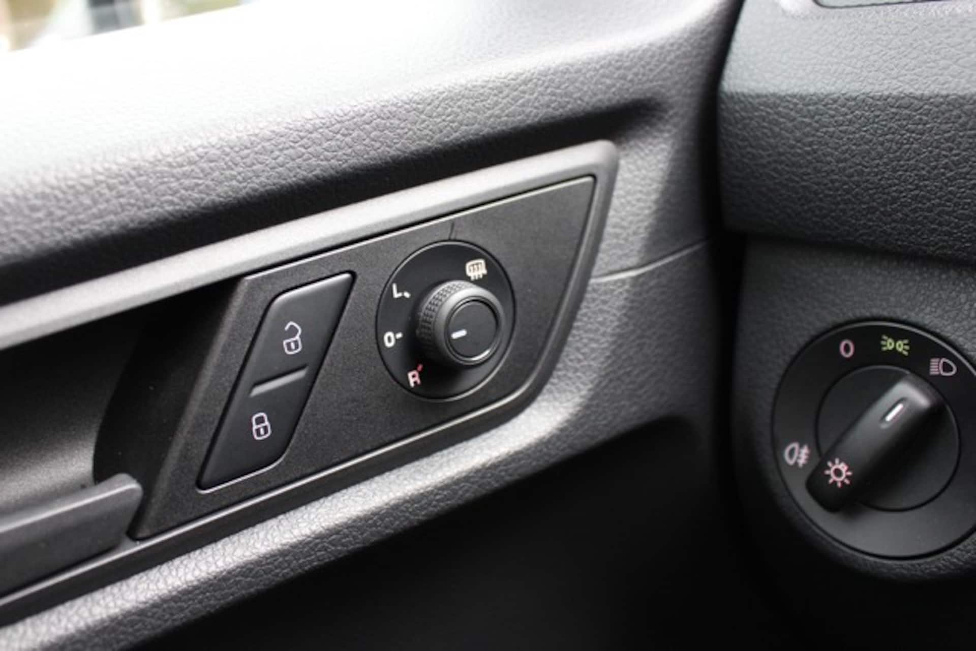 Volkswagen Caddy Maxi Kasten Basis-Modell