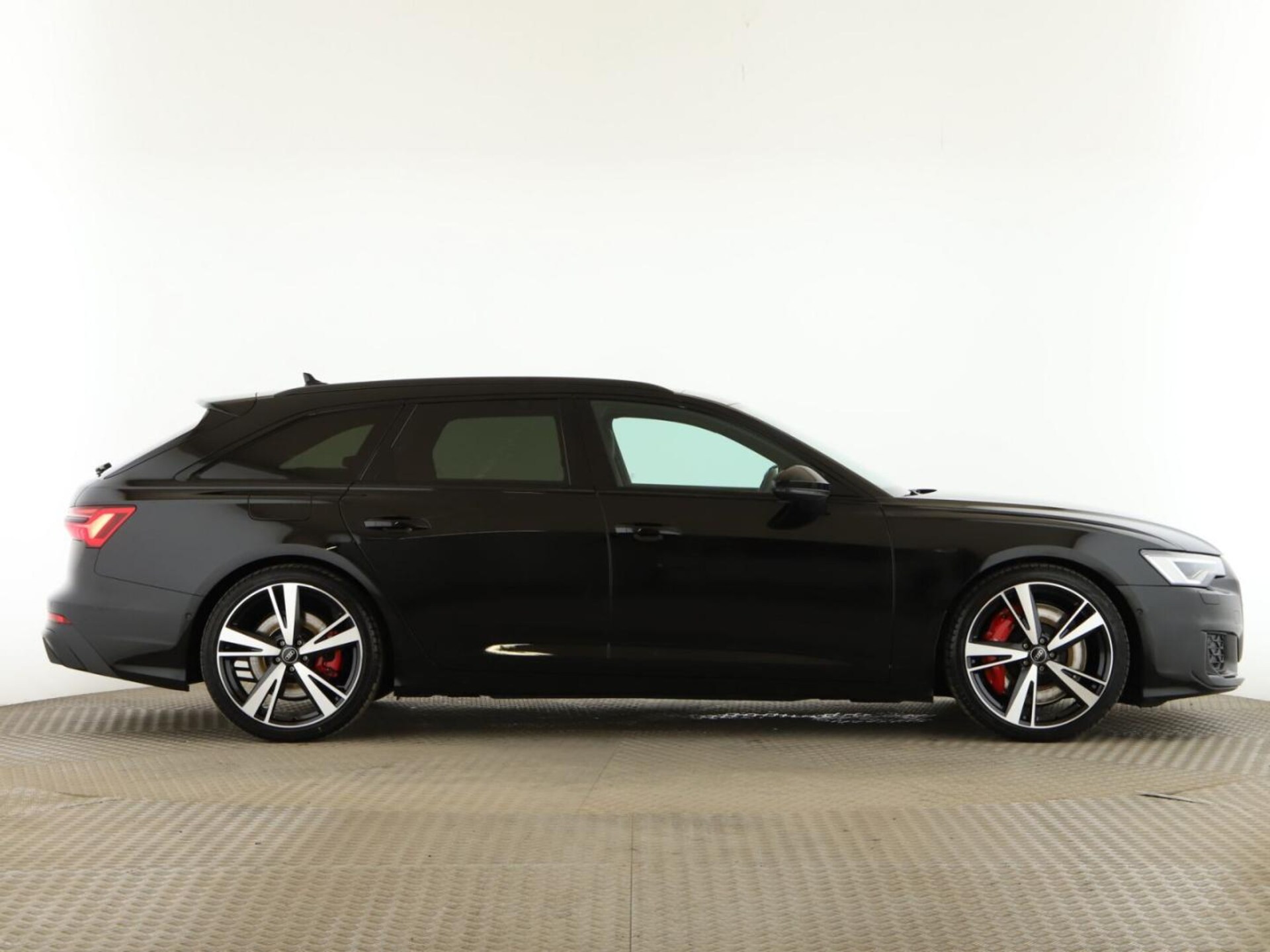 Audi S6 Avant
