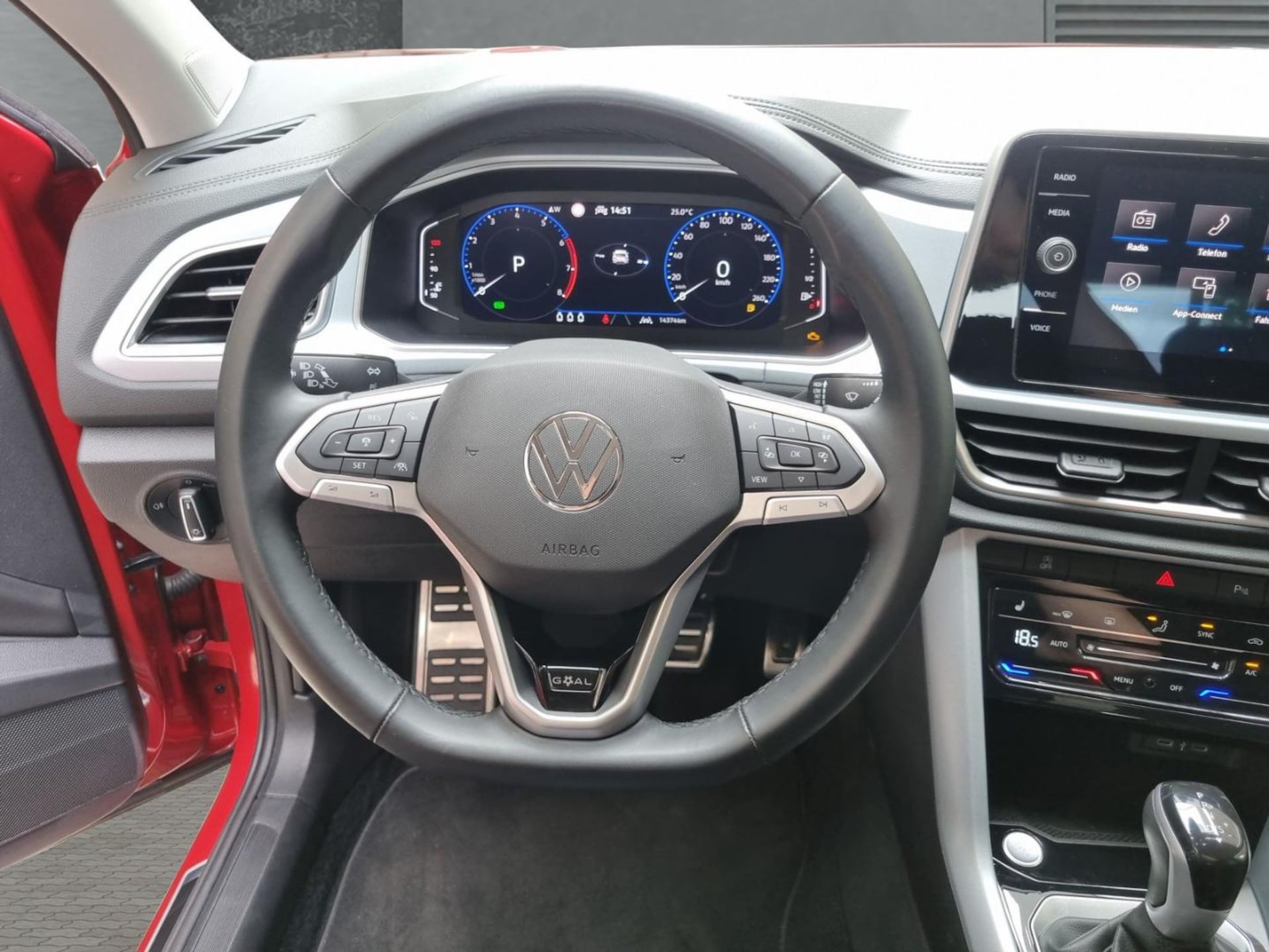 Volkswagen T-Roc Life