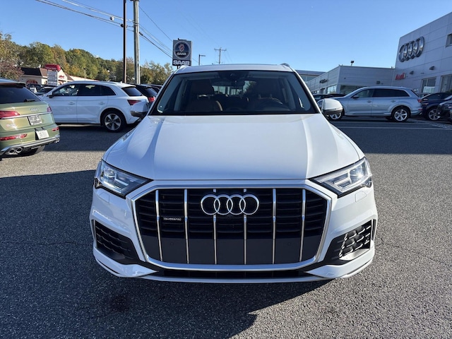 2022 Audi Q7 Premium - Photo 2