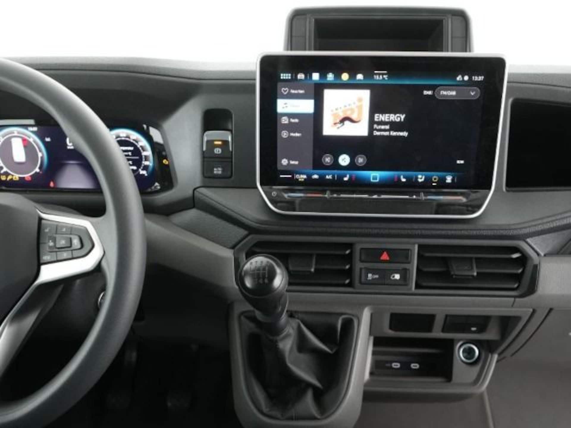 Volkswagen Crafter Kasten langer Radstand
