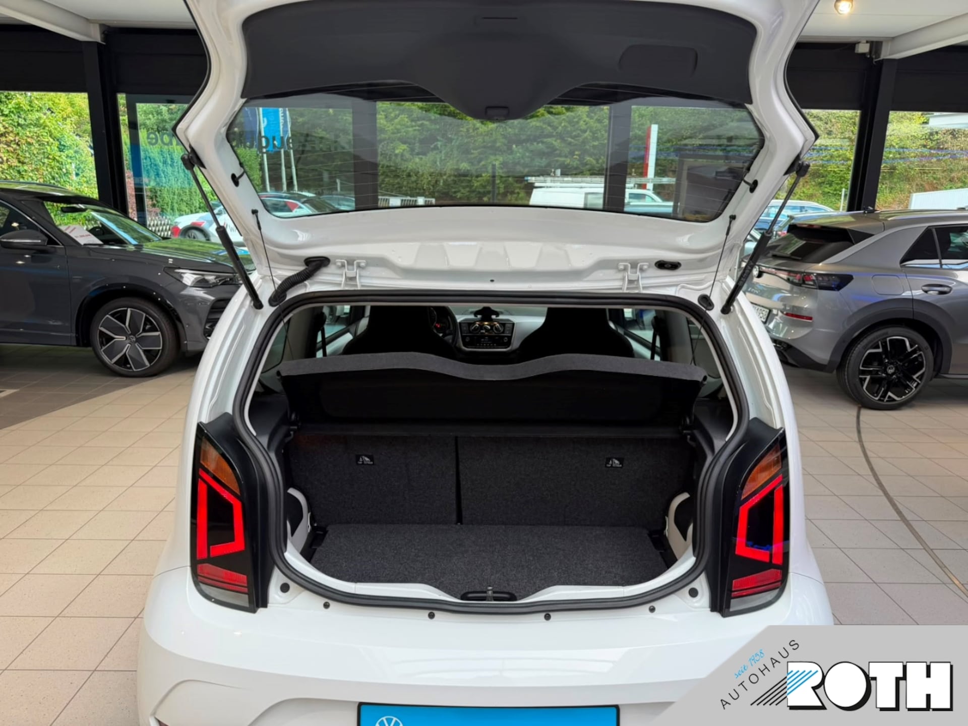 Volkswagen up! ACTIVE