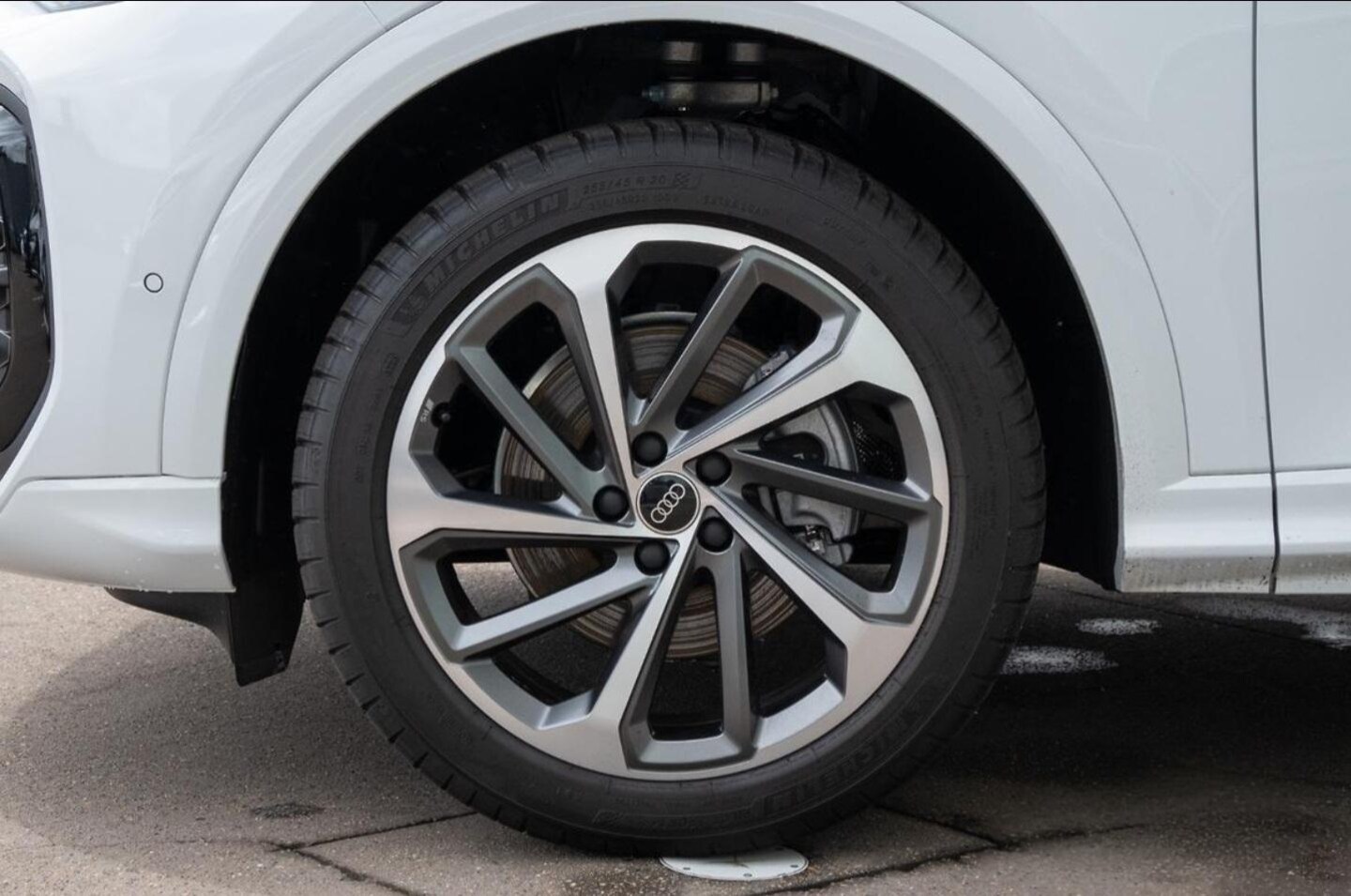 Image about Audi Q5 Sportback TFSI 150 kW