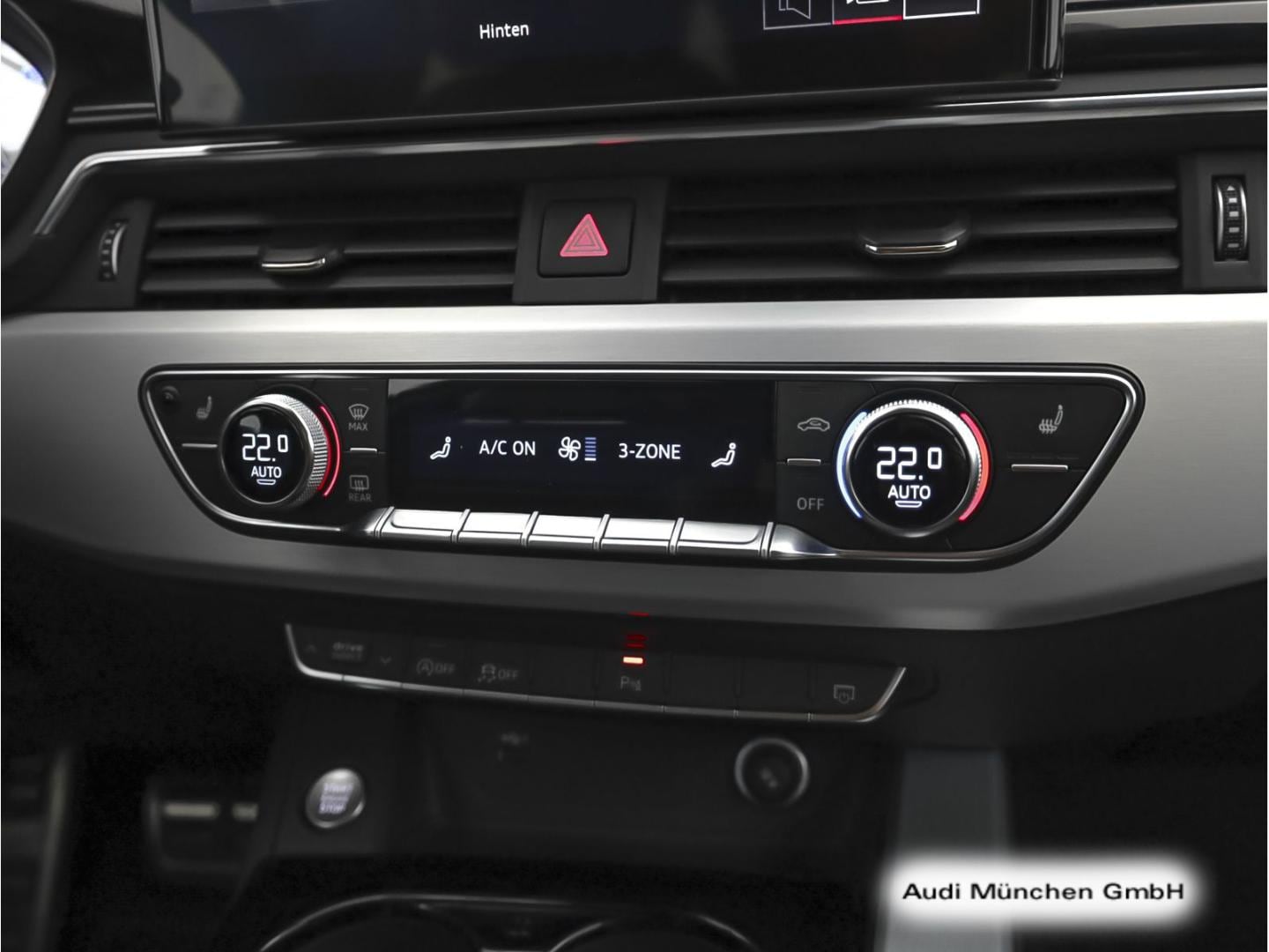 Bild über Audi A4 Avant S line 40 TFSI quattro S tronic - für weitere Informationen kontaktieren Sie den Audi Partner