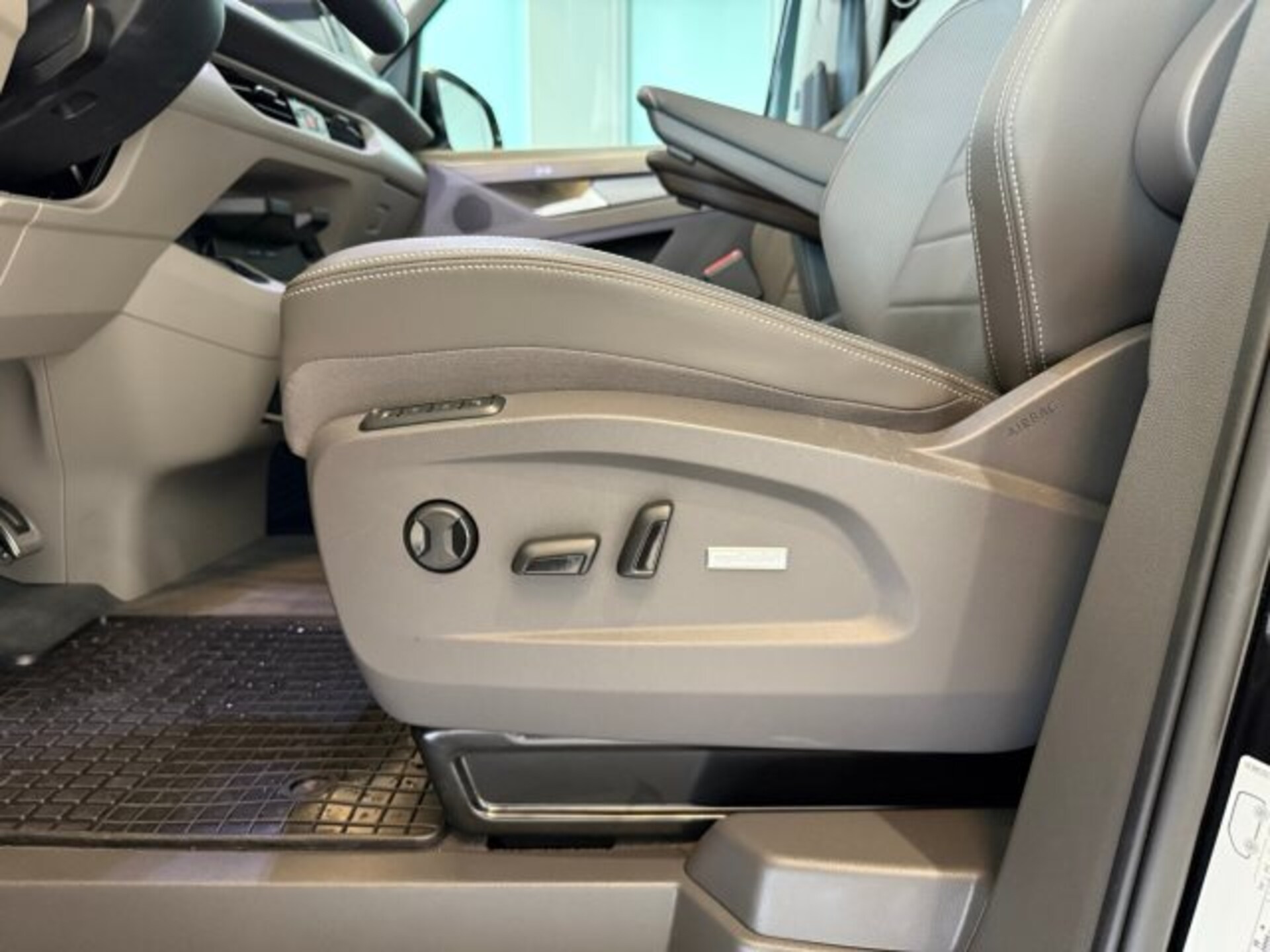 Volkswagen Multivan Style