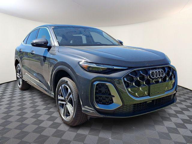 2026 Audi Q5 Sportback Premium quattro's photo