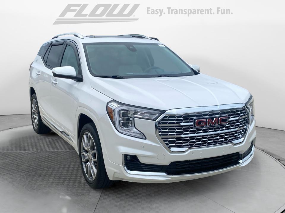 2023 GMC Terrain Denali AWD's photo