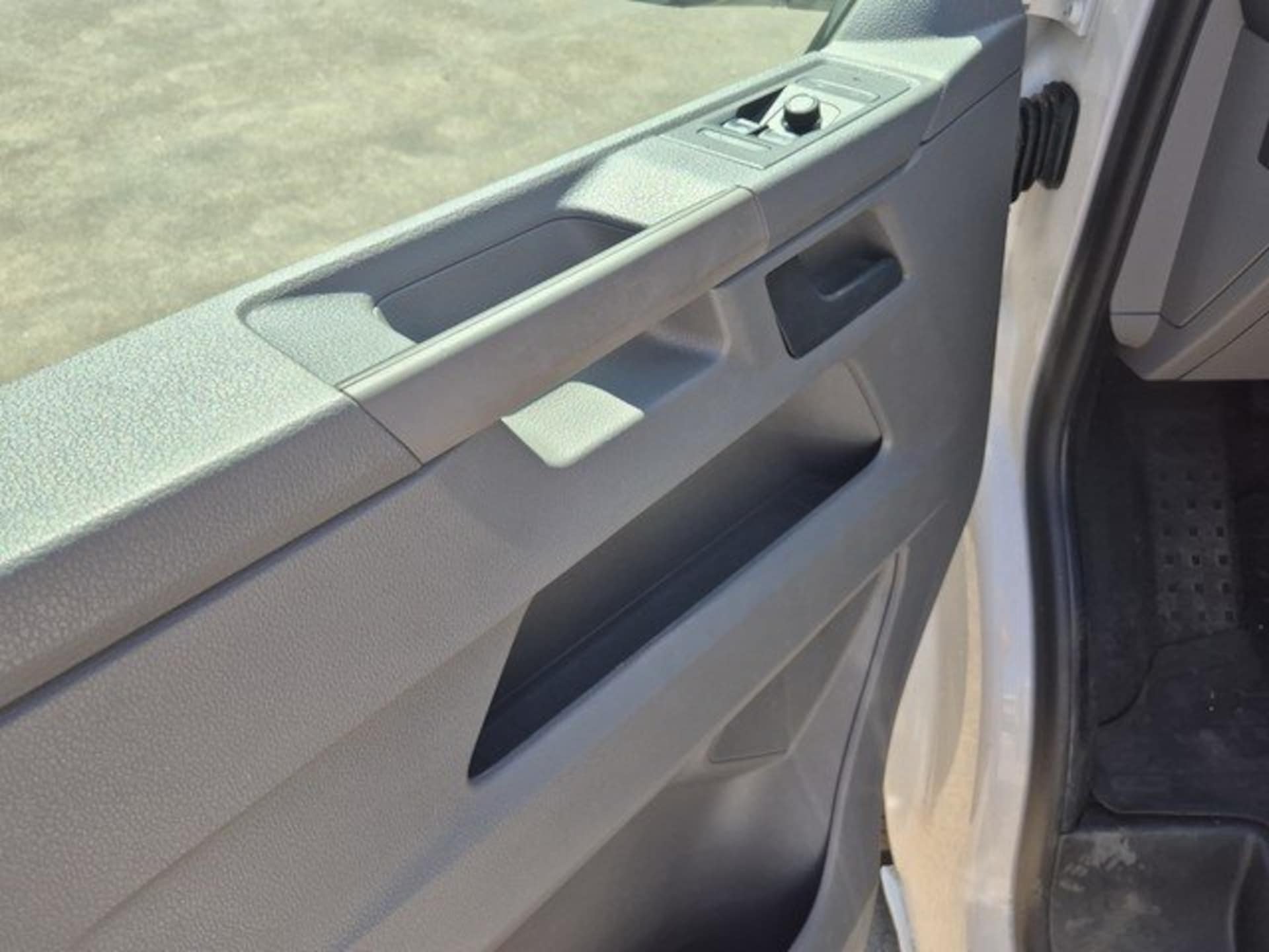 Volkswagen T6.1 Caravelle kurzer Radstand Trendline