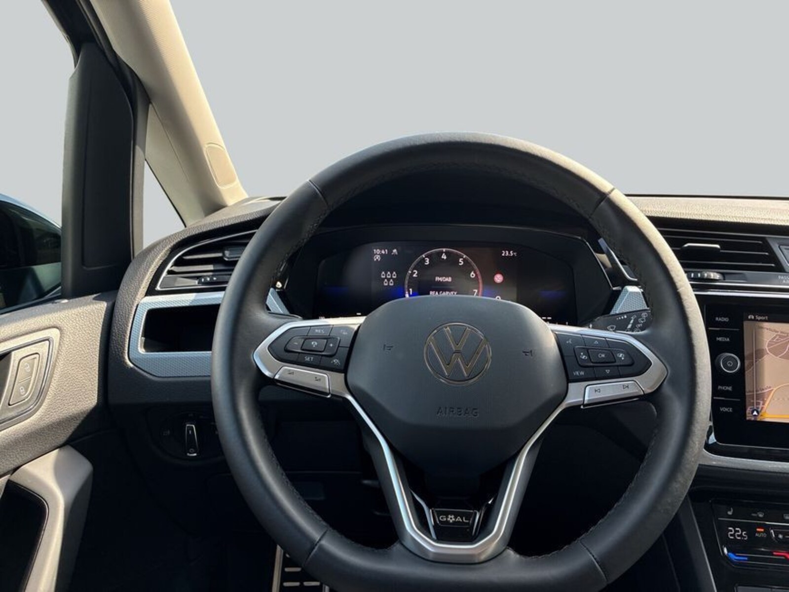 Volkswagen Touran – Bild 16