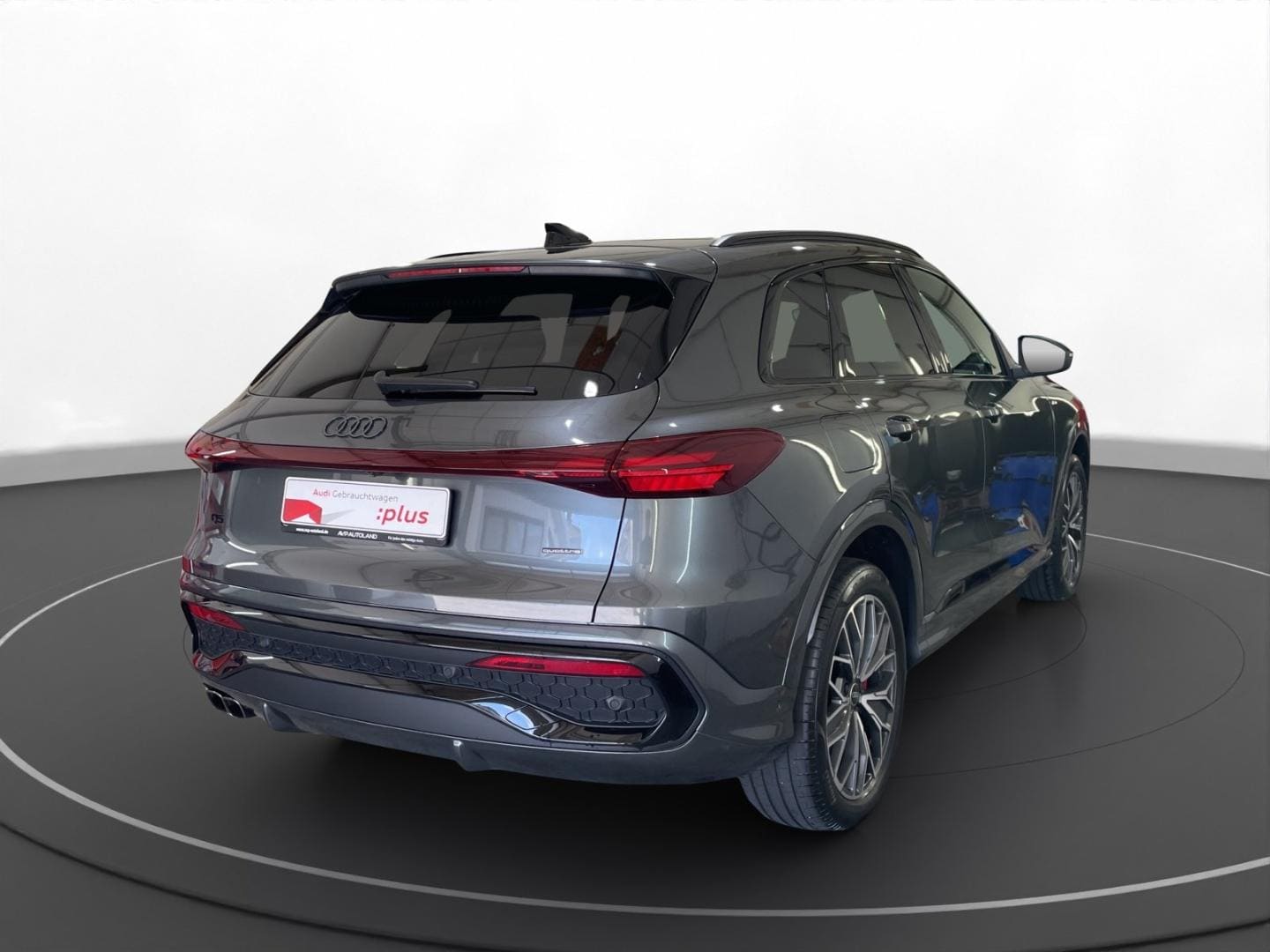 Bild über Audi Q5 SUV TDI quattro 150 kW S tronic - für weitere Informationen kontaktieren Sie den Audi Partner