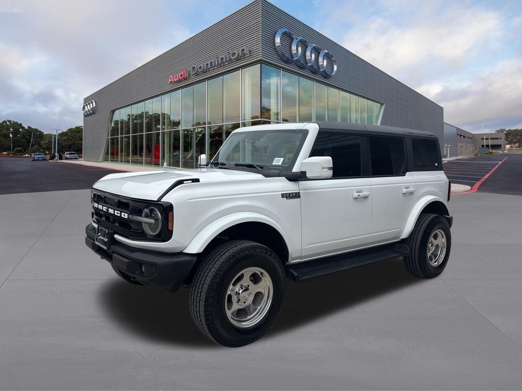 2025 Ford Bronco Outer Banks 4x4's photo