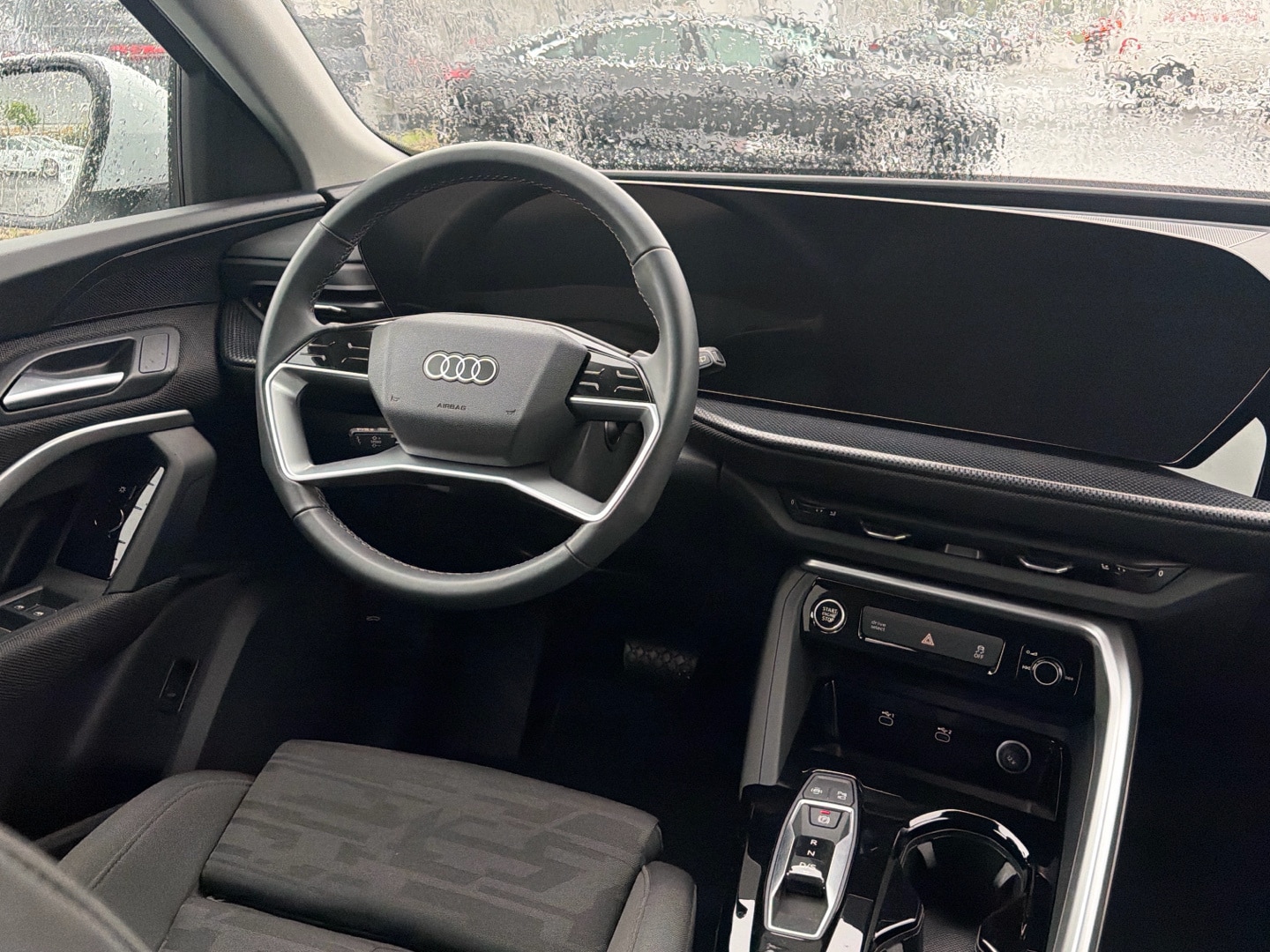 Bild über Audi Q5 SUV TDI quattro 150 kW S tronic - für weitere Informationen kontaktieren Sie den Audi Partner