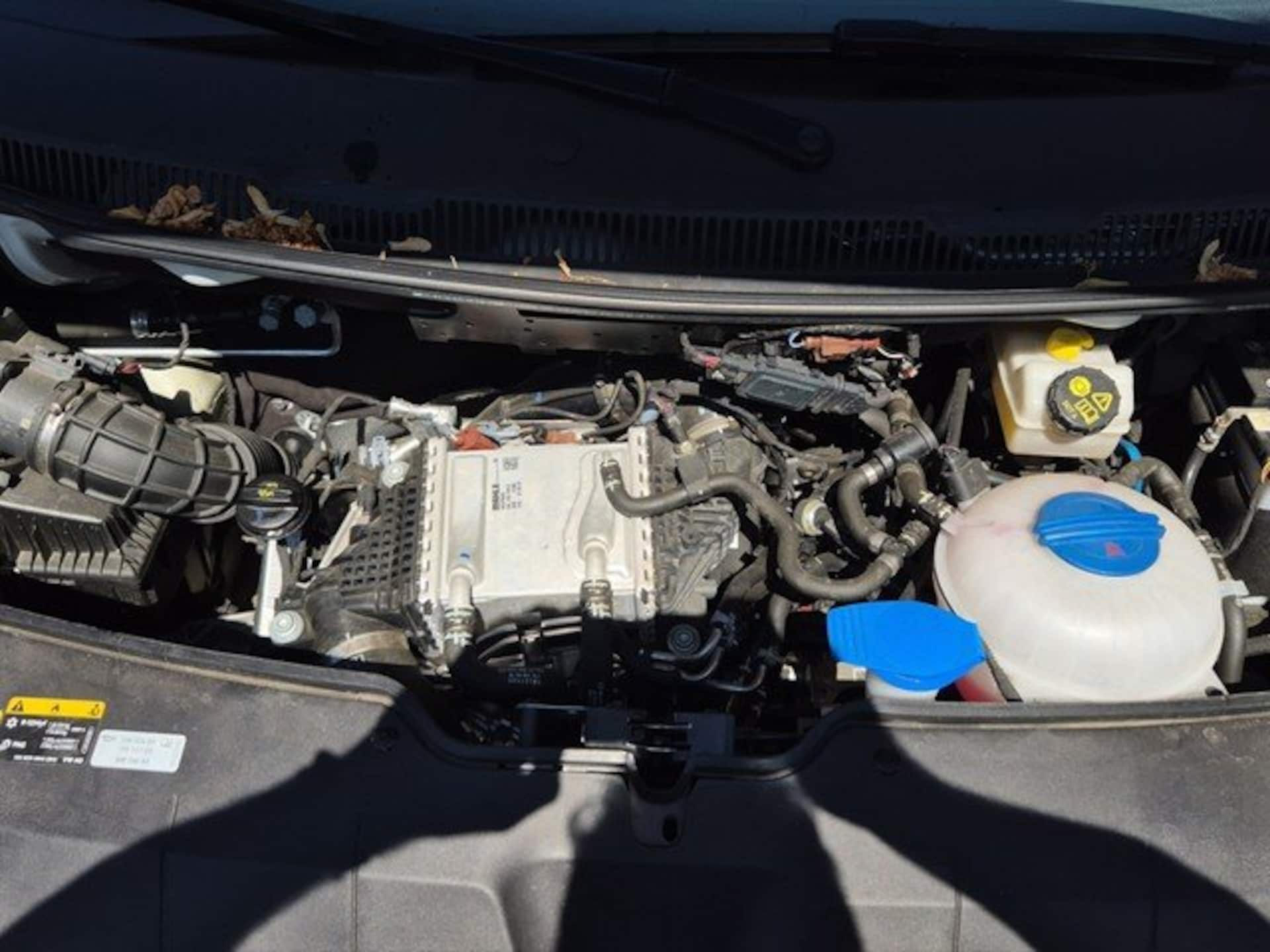 Volkswagen T6.1 Caravelle kurzer Radstand Trendline