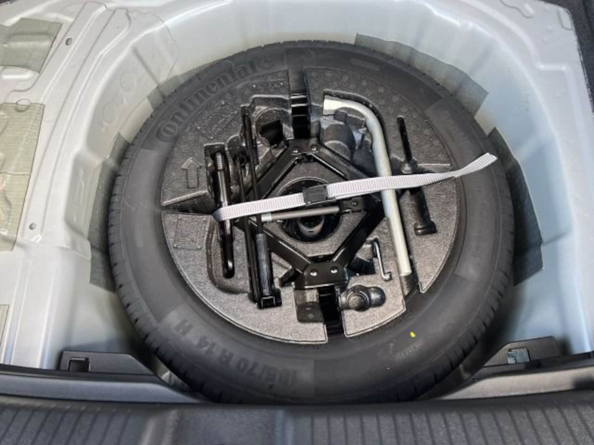 Volkswagen Polo Basis-Modell