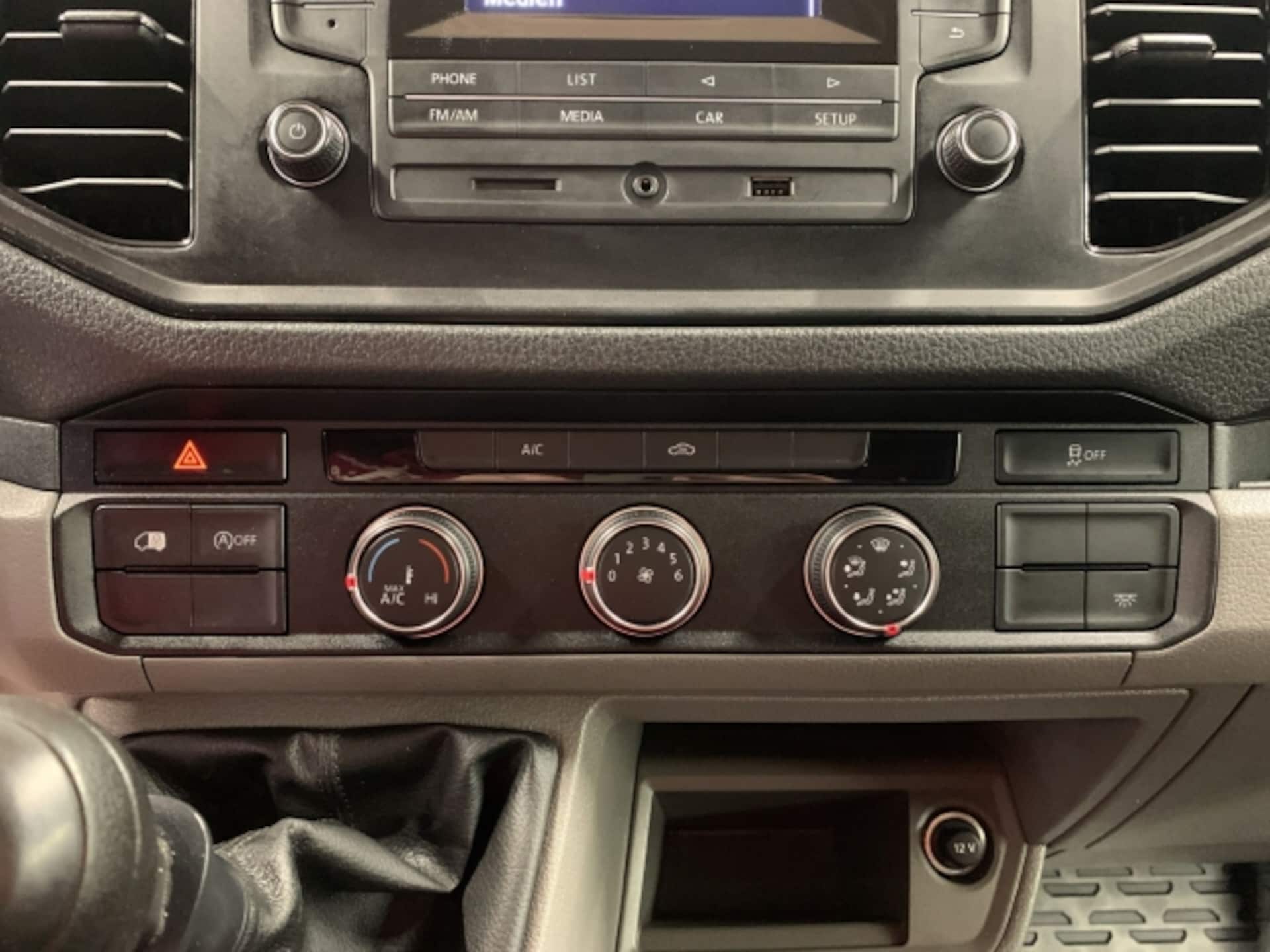 Volkswagen Crafter Kasten langer Radstand