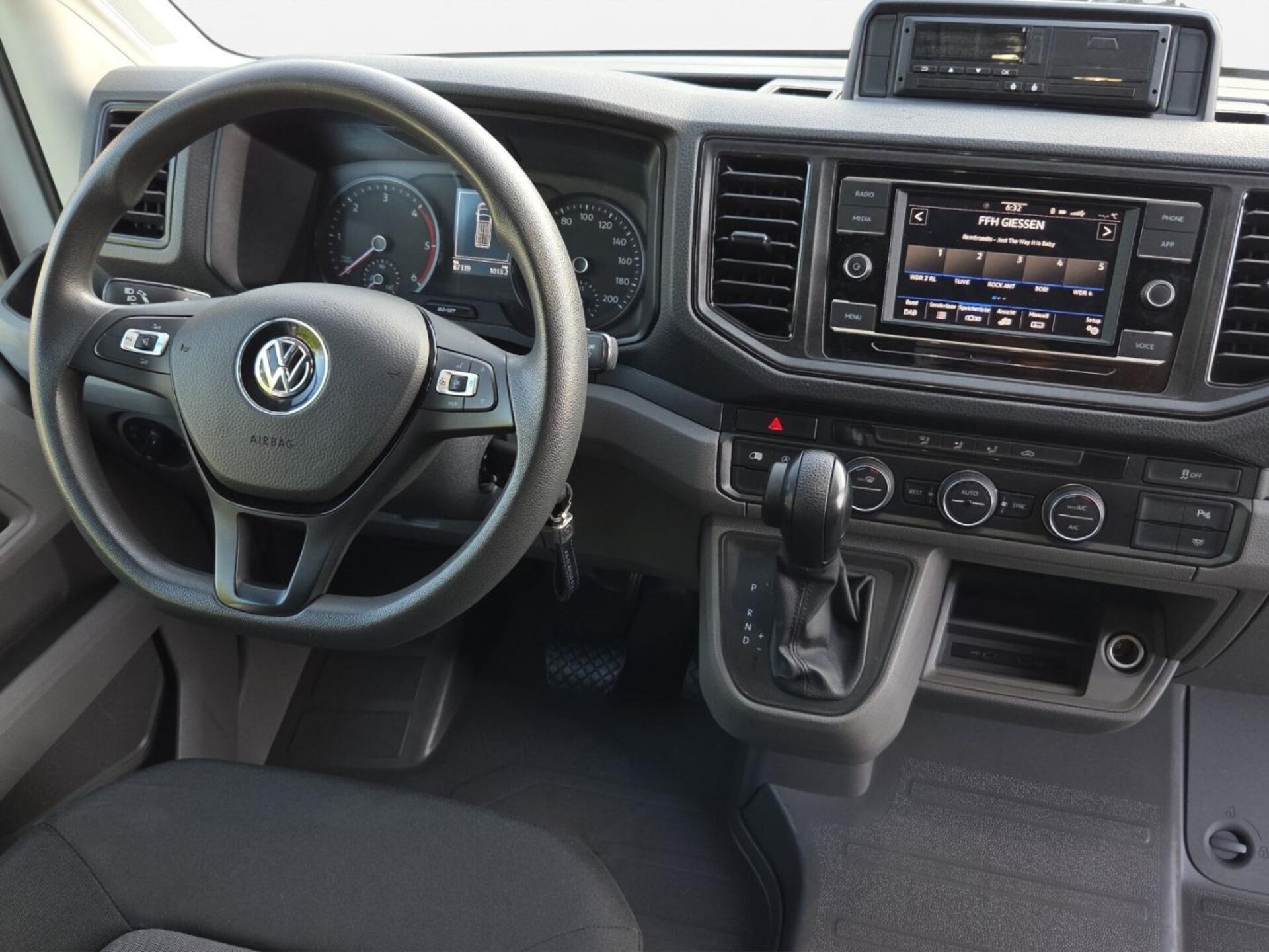 Volkswagen Crafter Kasten langer Radstand