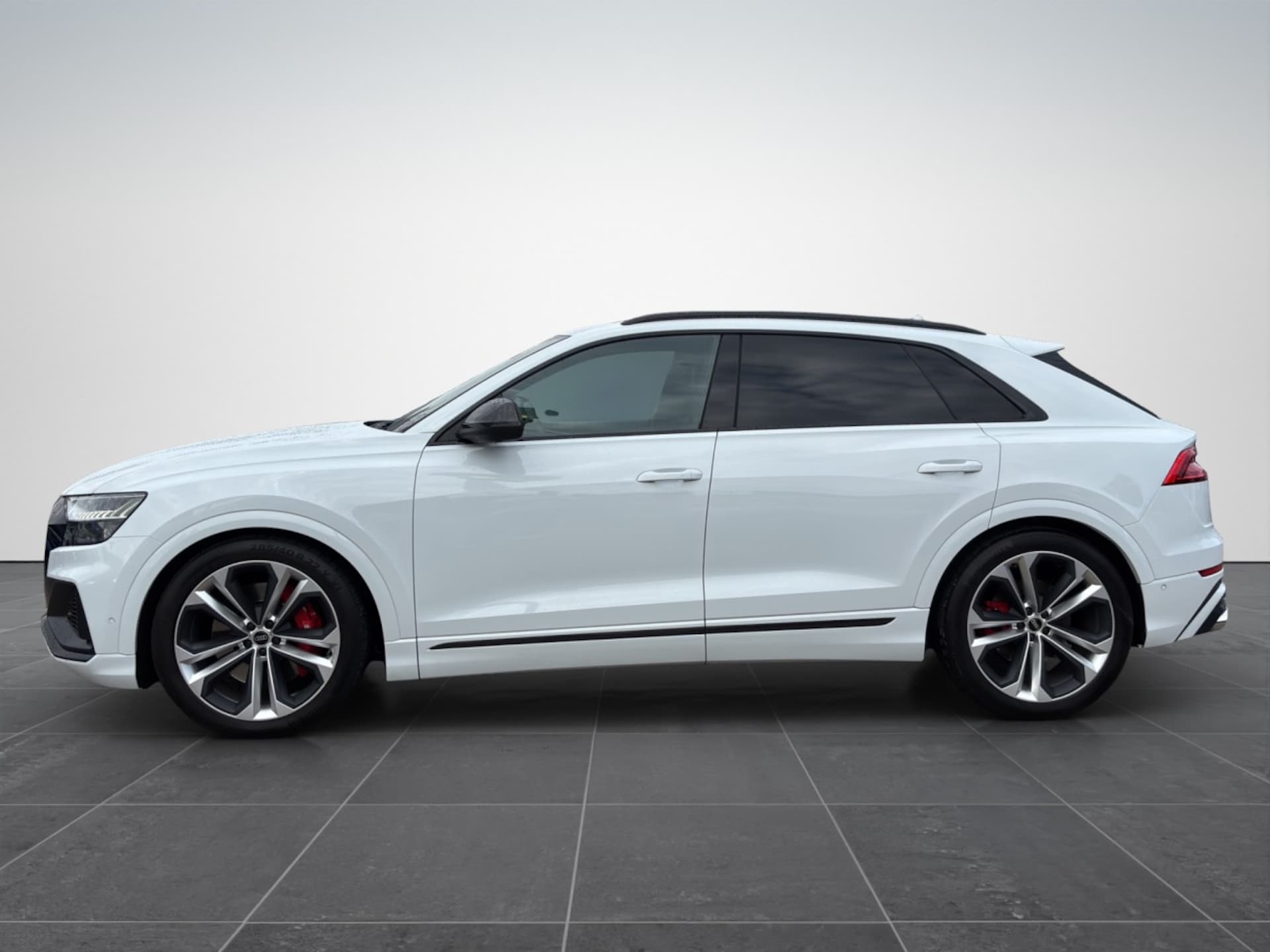 Audi SQ8 SUV