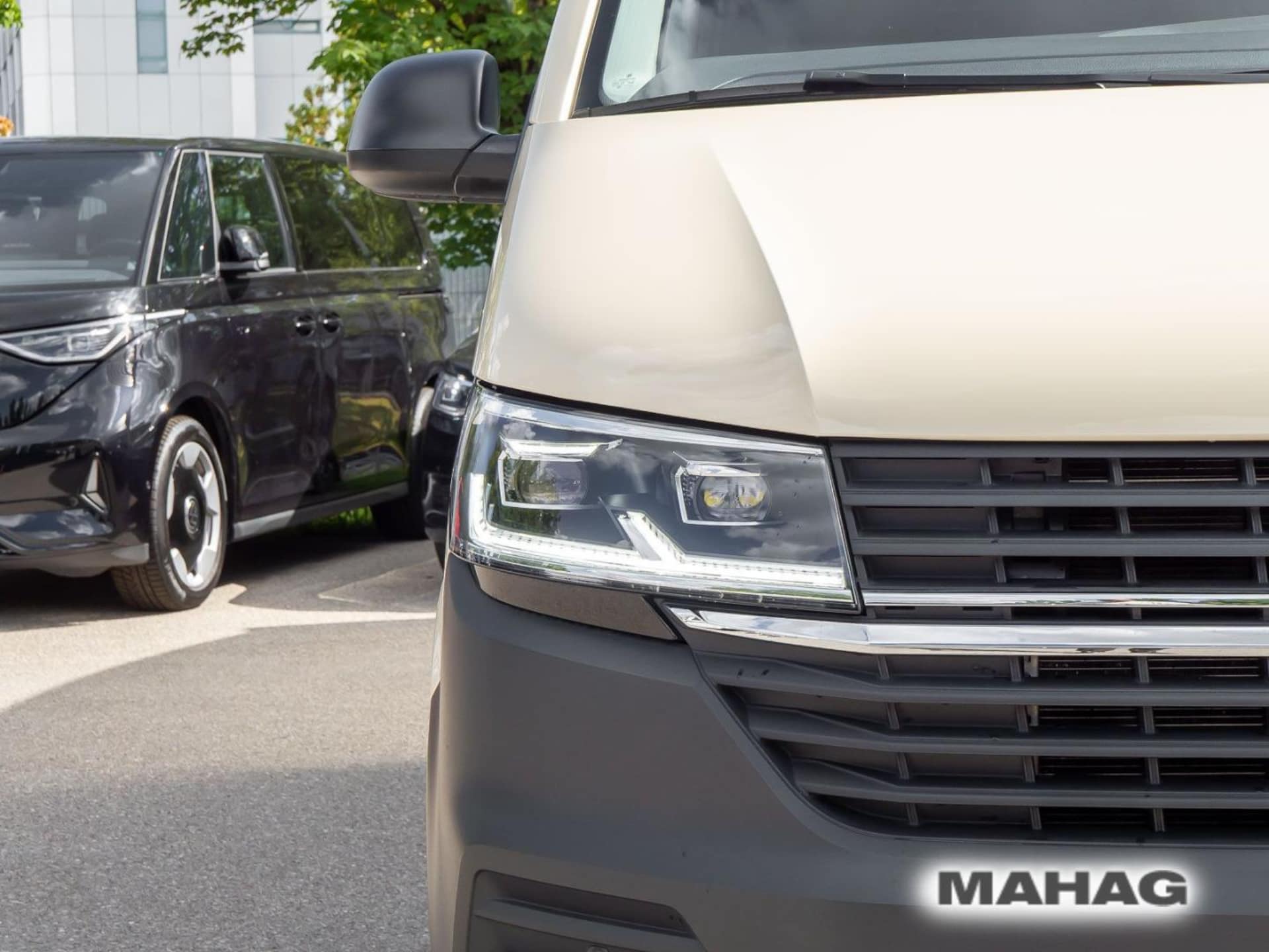 Volkswagen T6.1 Transporter Kombi langer Radstand