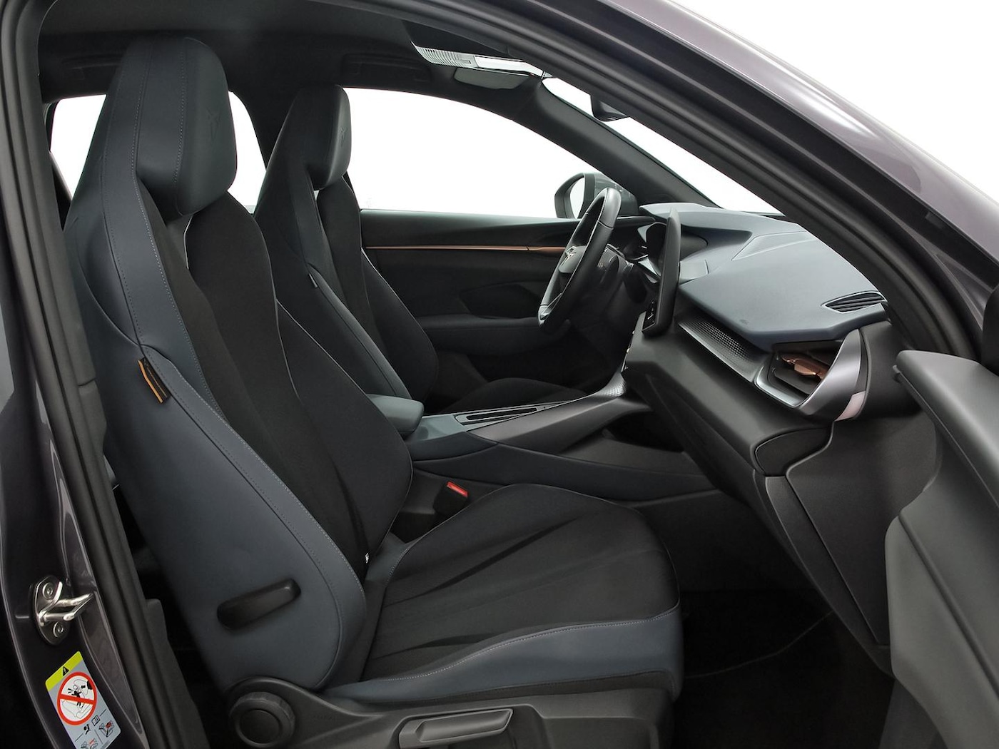 CUPRA Terramar 1.5 TSI e-Hybrid DSG 150 kW (204 CV) — photo 5