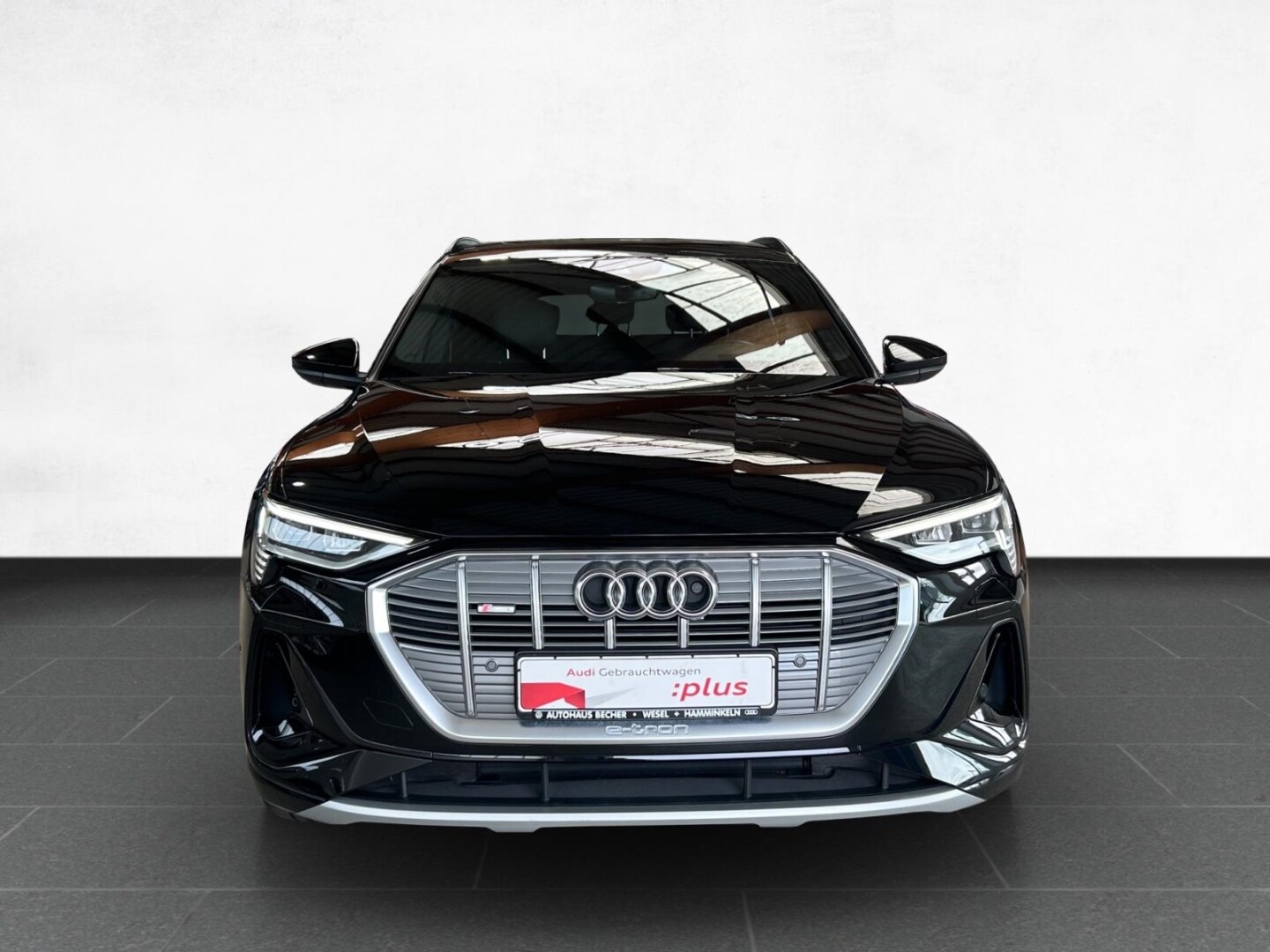 Image about Audi e-tron 55 quattro