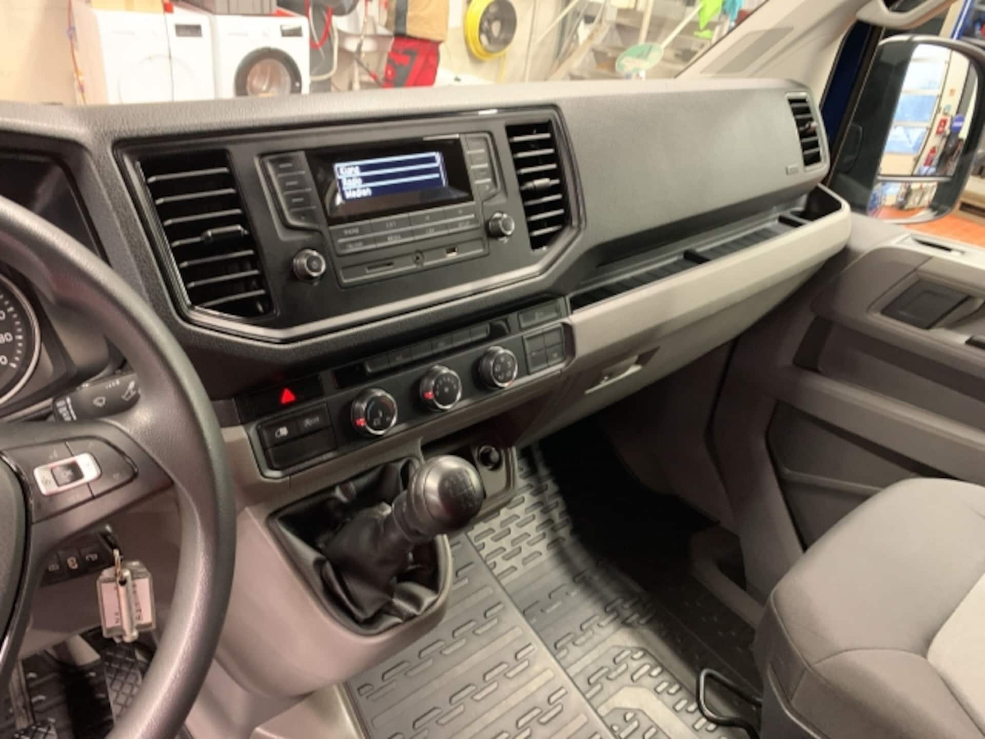Volkswagen Crafter Kasten langer Radstand