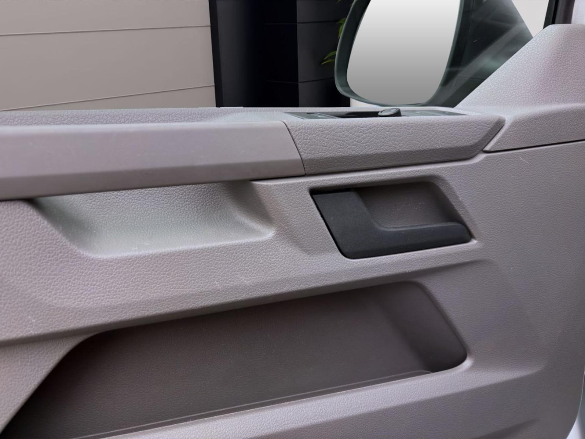 Volkswagen T6.1 Transporter Kombi kurzer Radstand