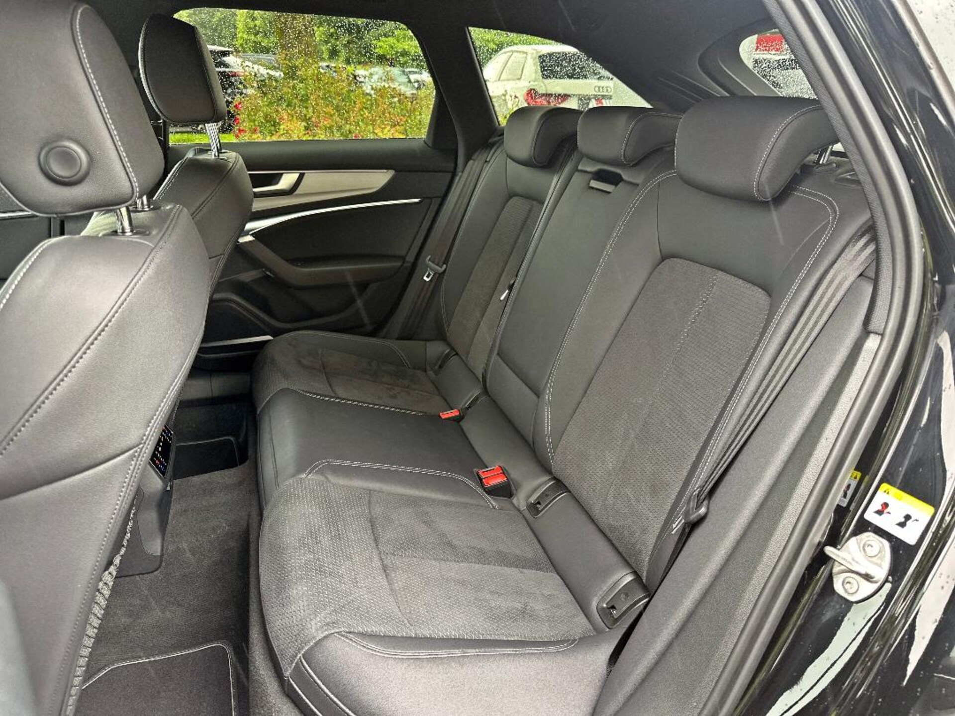 Audi S6 Avant
