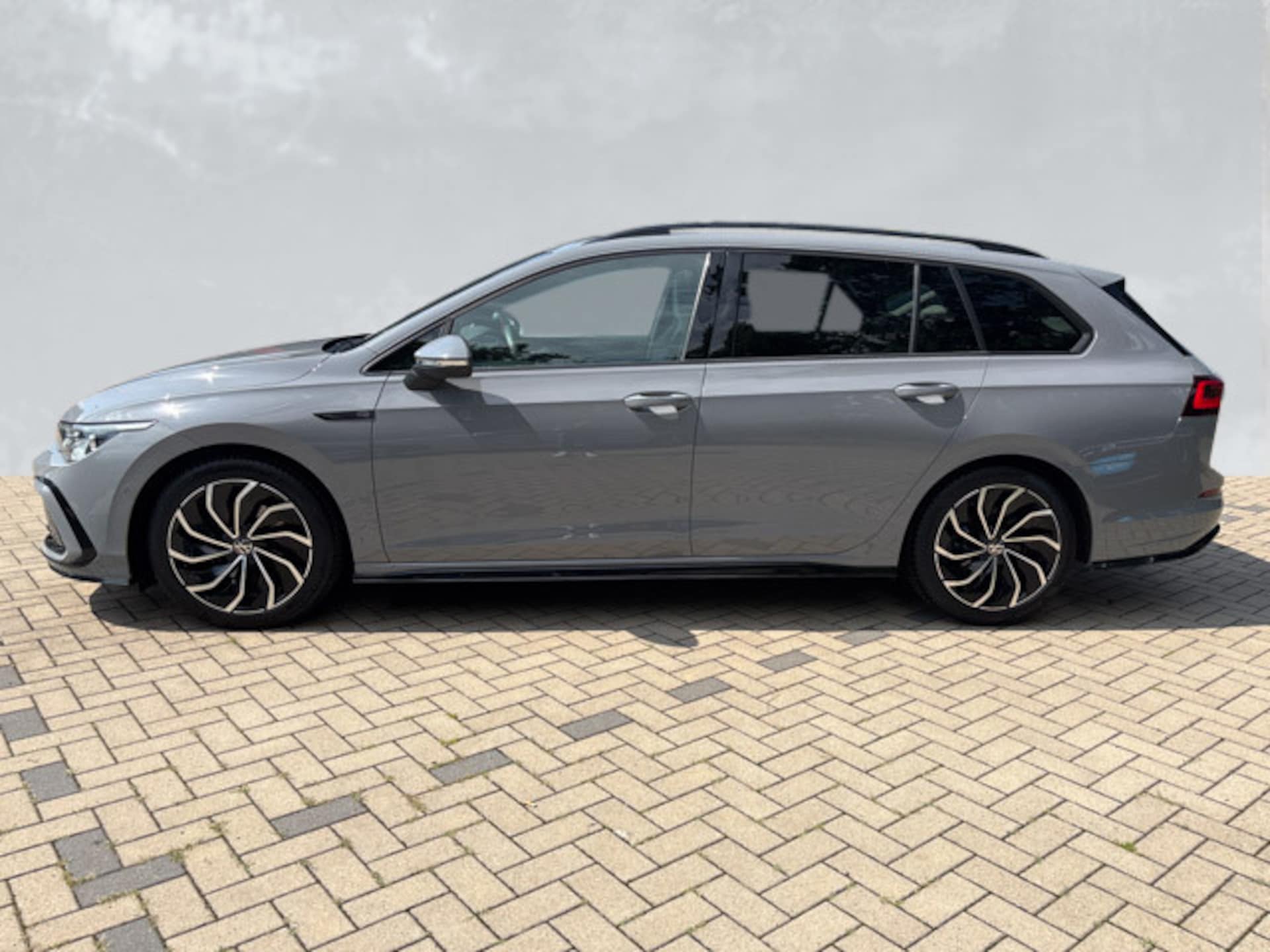 Volkswagen Golf Variant R-Line