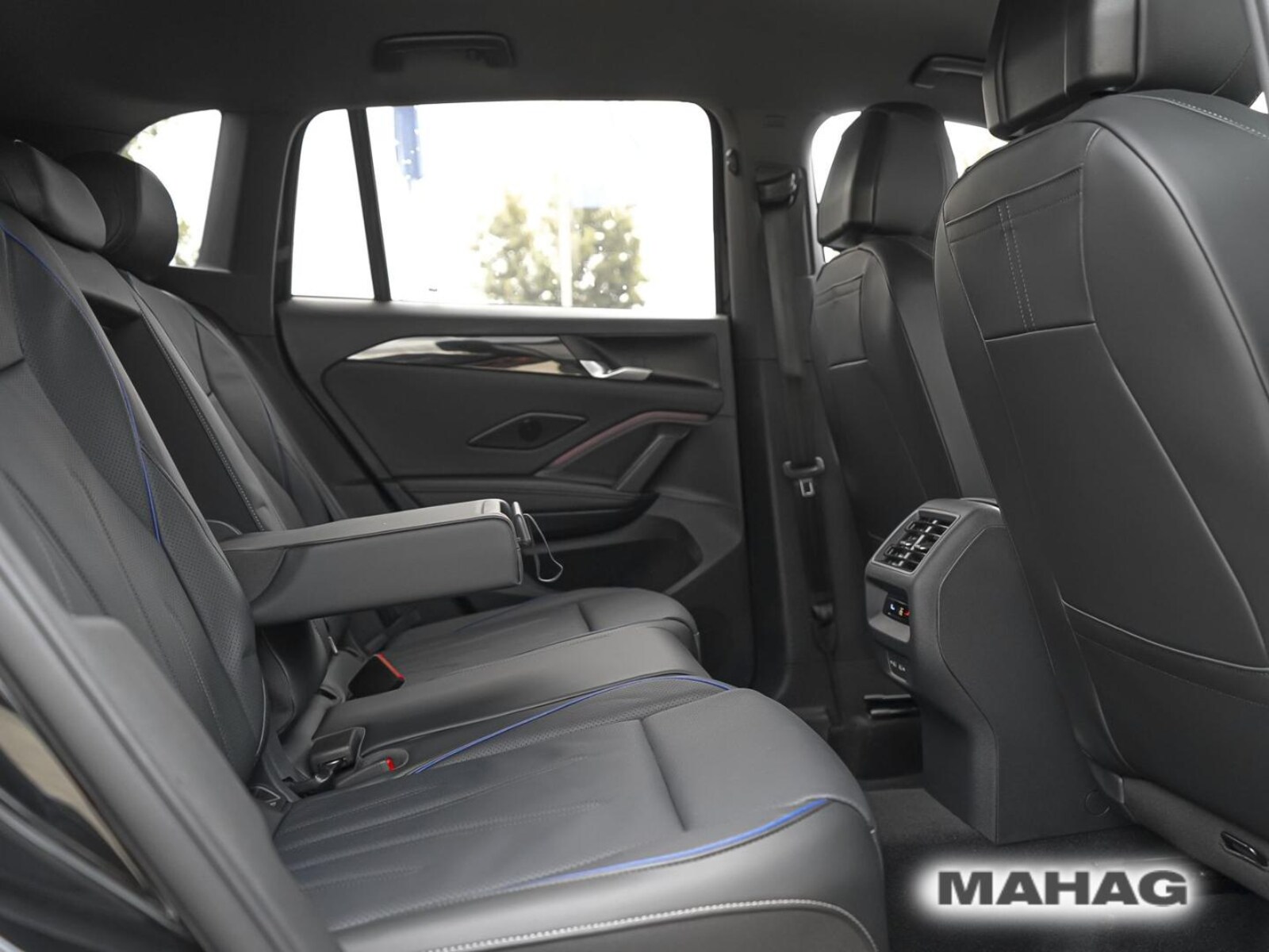Volkswagen Tiguan – Bild 17