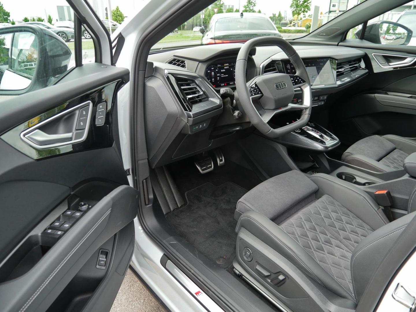 Image about Audi Q4 Sportback e-tron 55 e-tron quattro