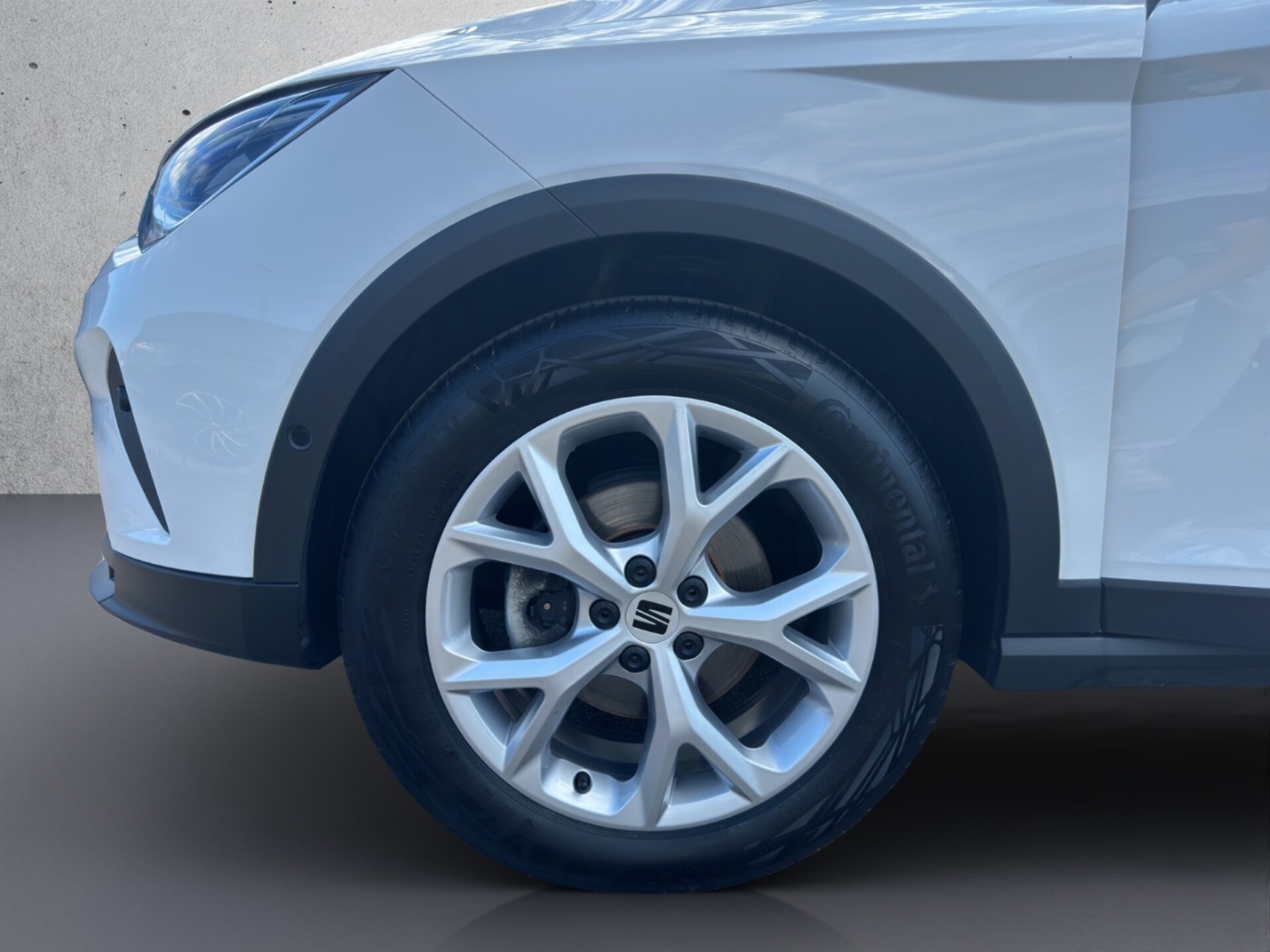SEAT Arona FR