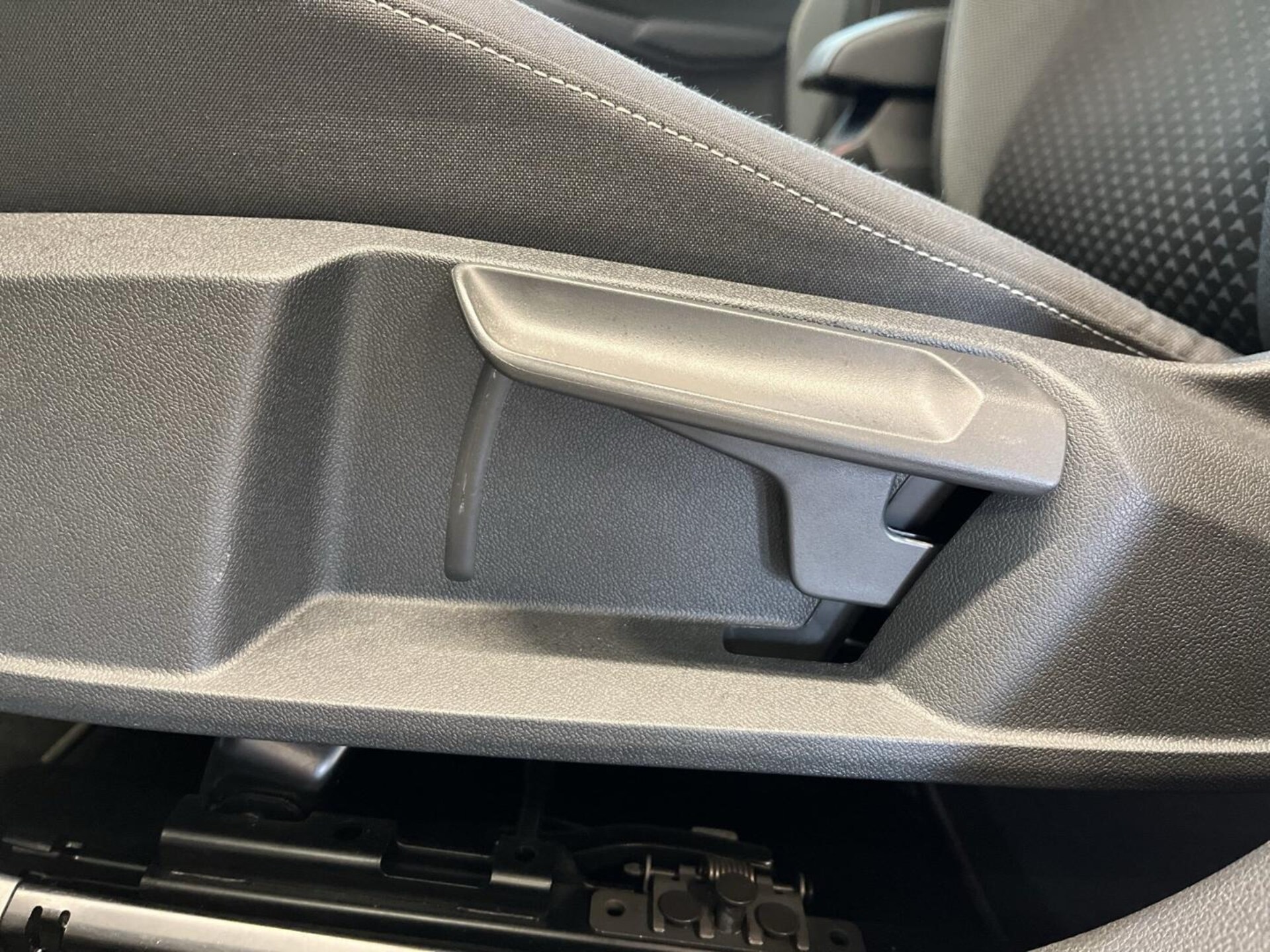 Volkswagen Golf Active