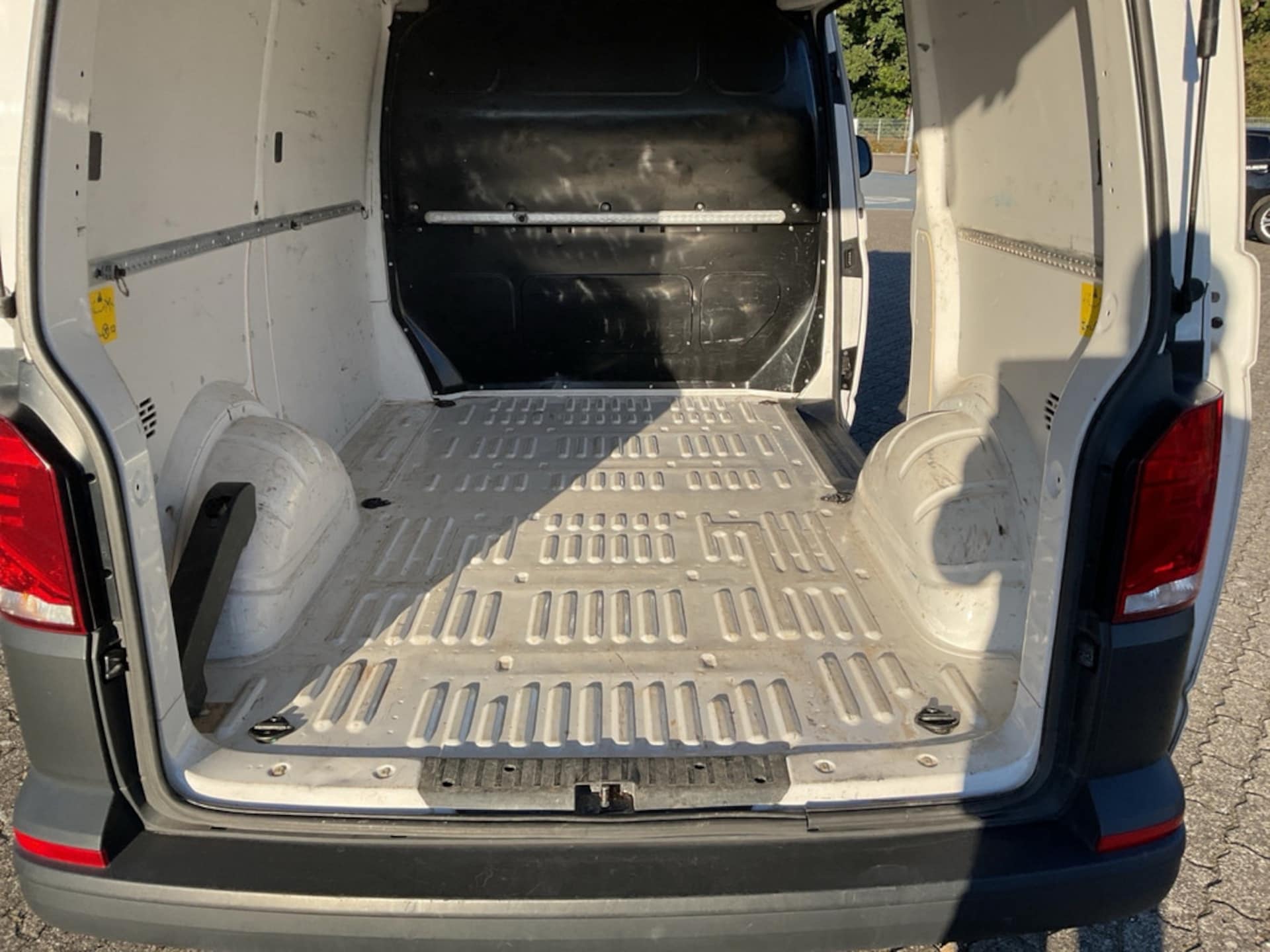 Volkswagen T6.1 Transporter Kasten kurzer Radstand