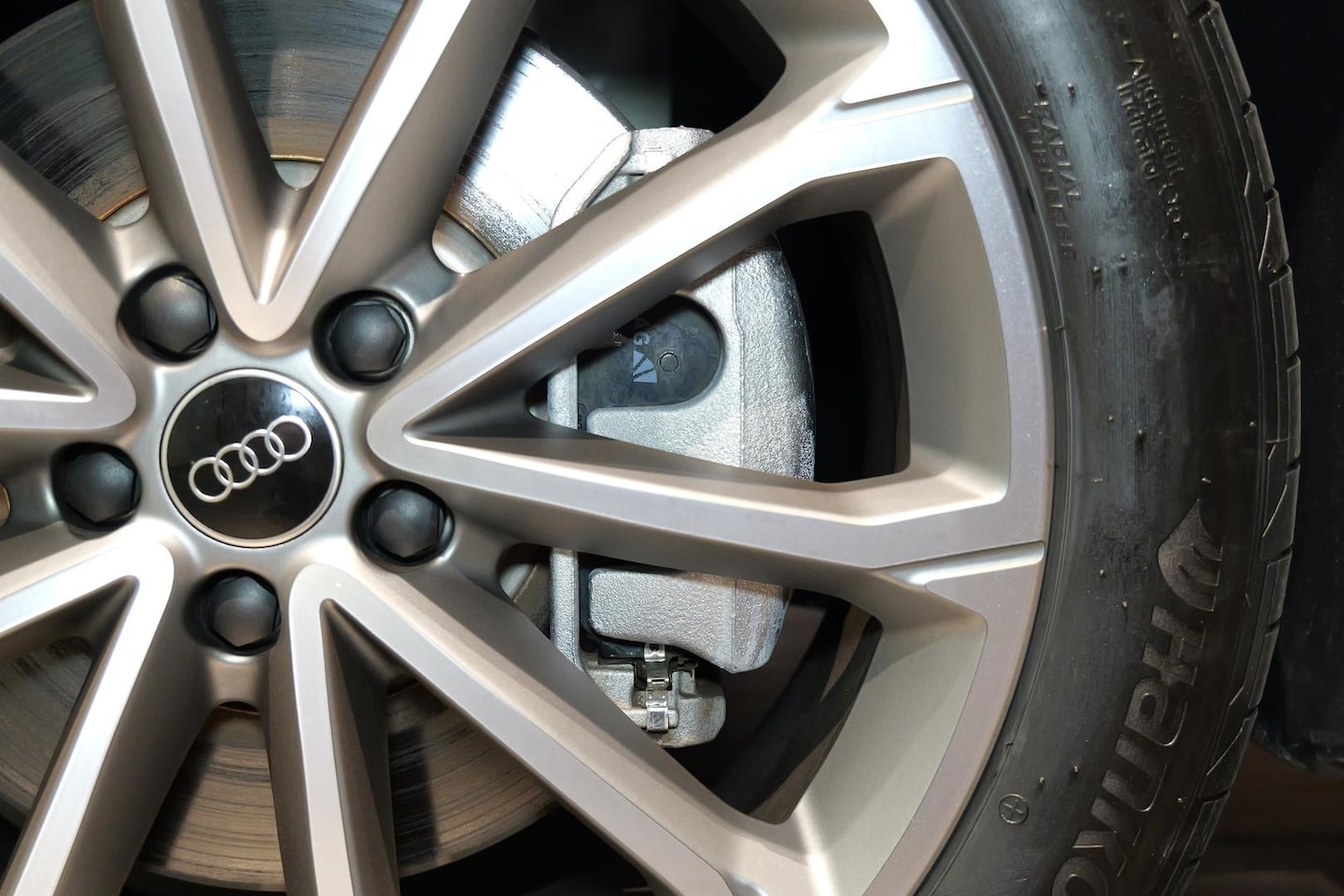 Image about Audi Q4 e-tron 55 e-tron quattro