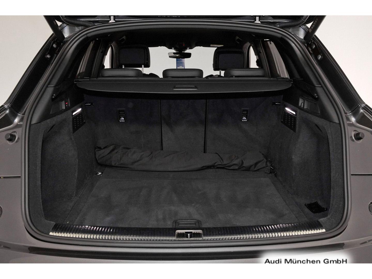 Image about Audi Q5 40 TDI quattro S tronic