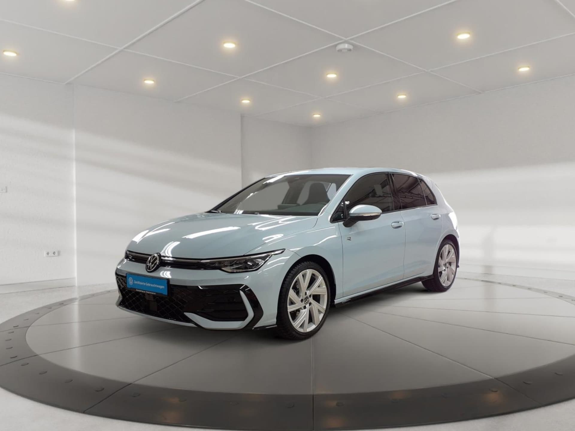 Volkswagen Golf R-Line