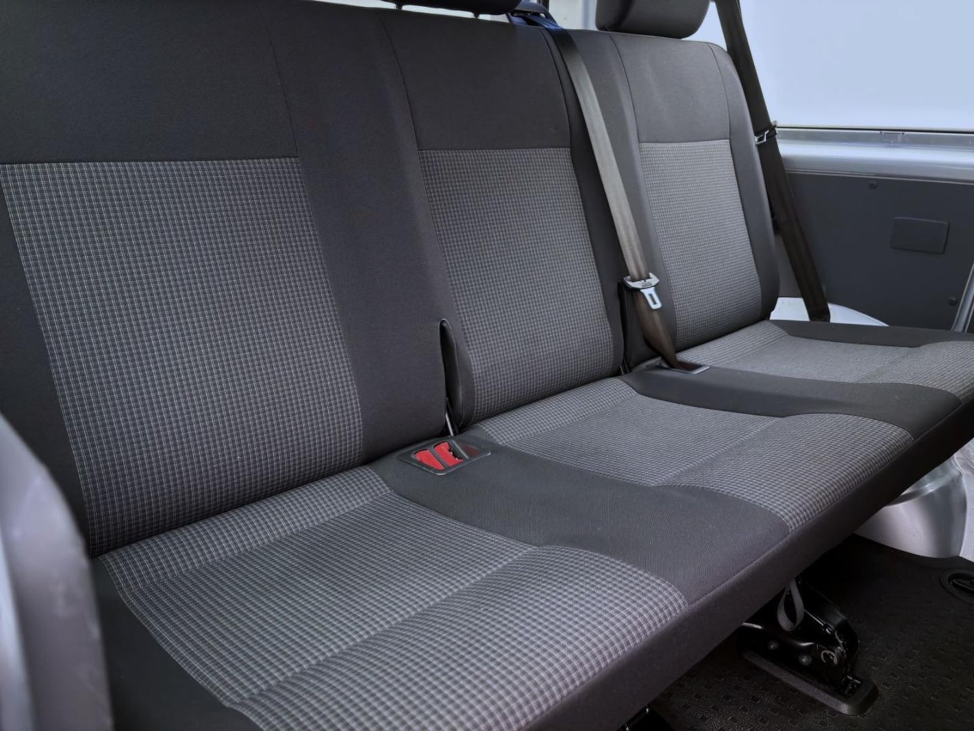 Volkswagen T6.1 Transporter Kombi kurzer Radstand
