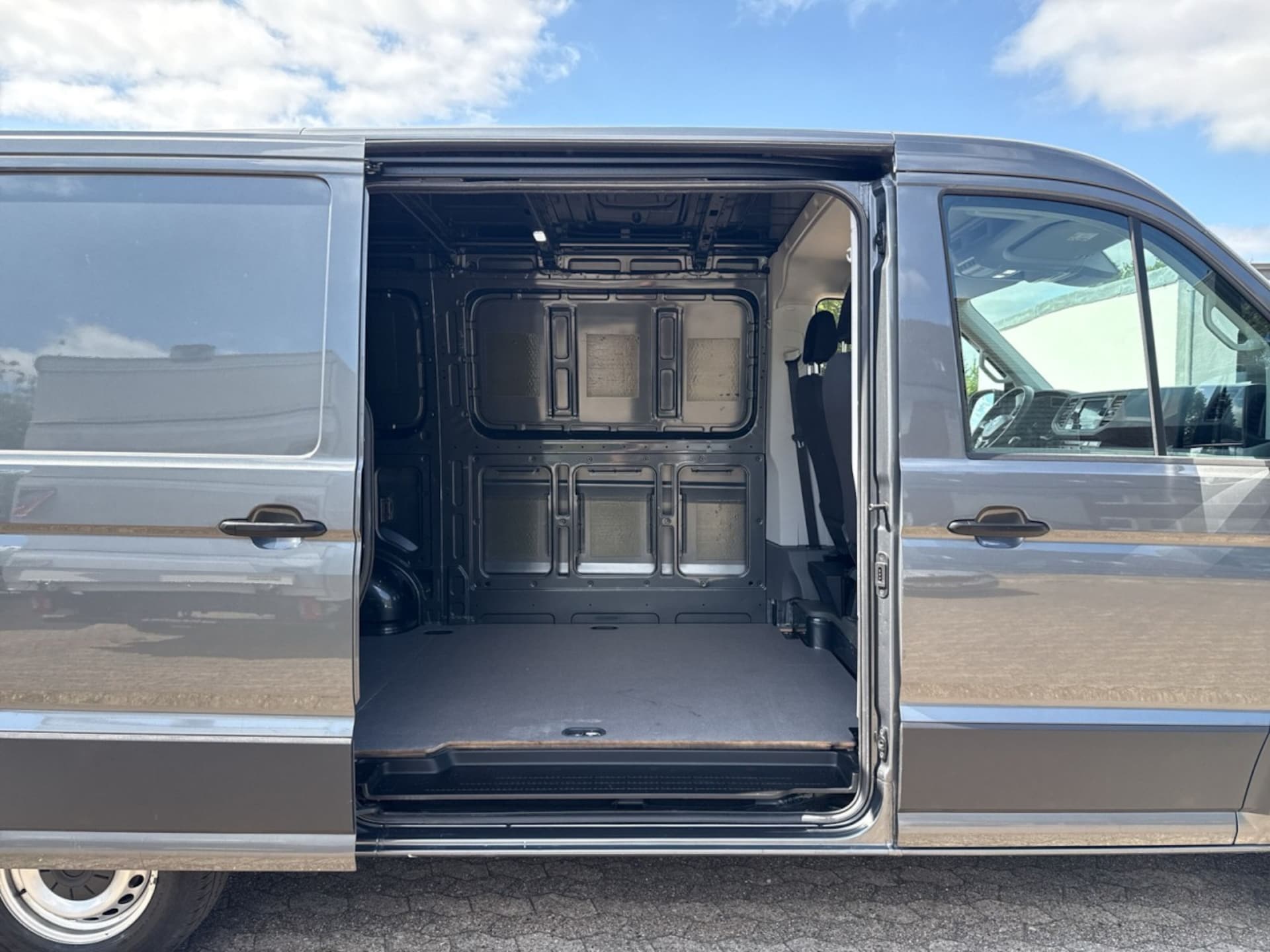 Volkswagen Crafter Kasten mittlerer Radstand