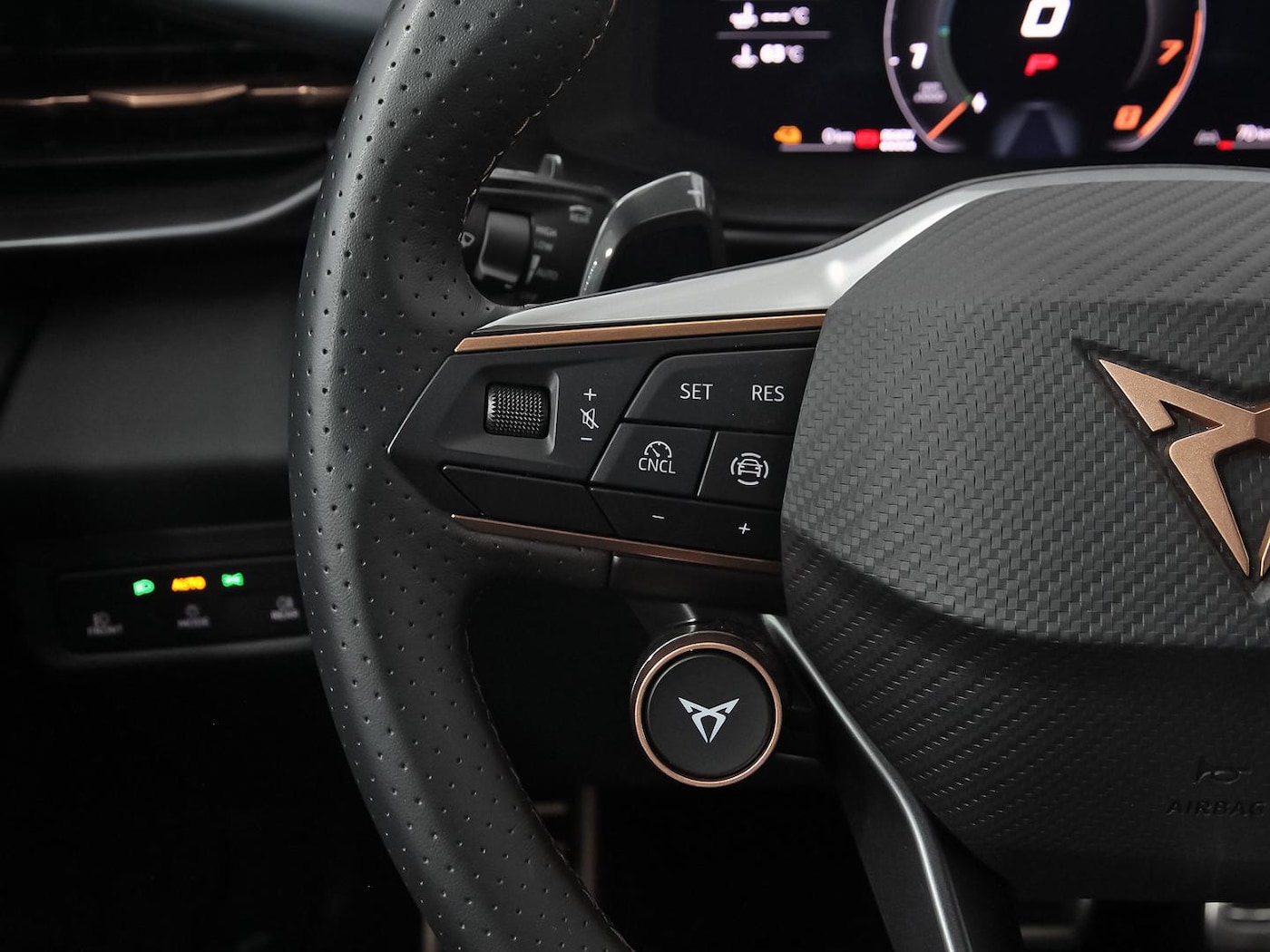 CUPRA Terramar 1.5 TSI e-Hybrid DSG 150 kW (204 CV) — photo 15