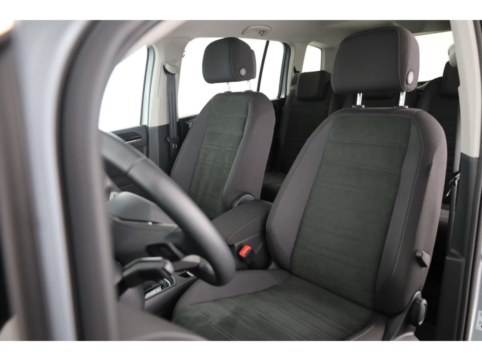 Volkswagen Touran – Bild 10