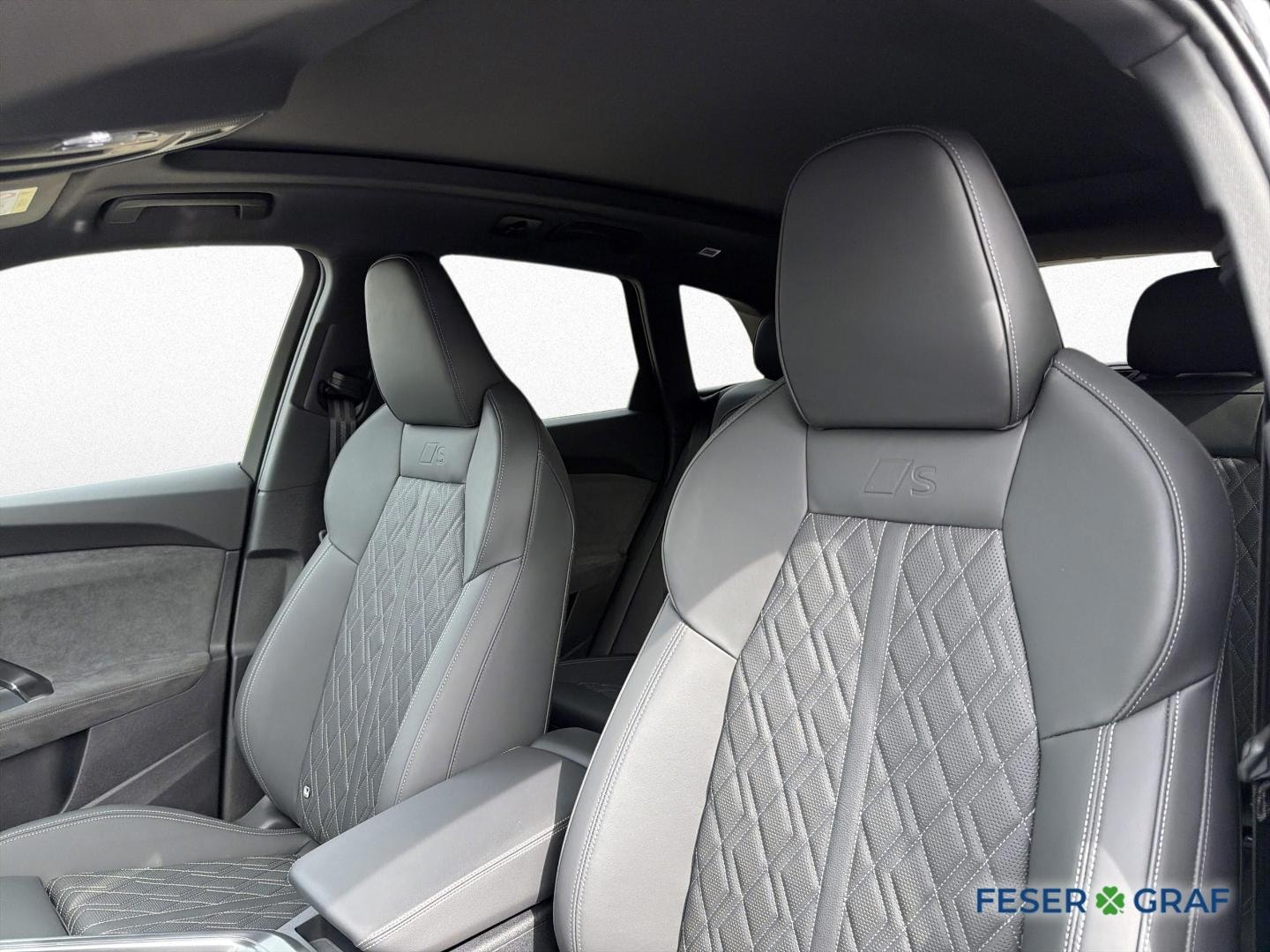 Bild über Audi SQ5 SUV TFSI 270 kW S tronic - für weitere Informationen kontaktieren Sie den Audi Partner