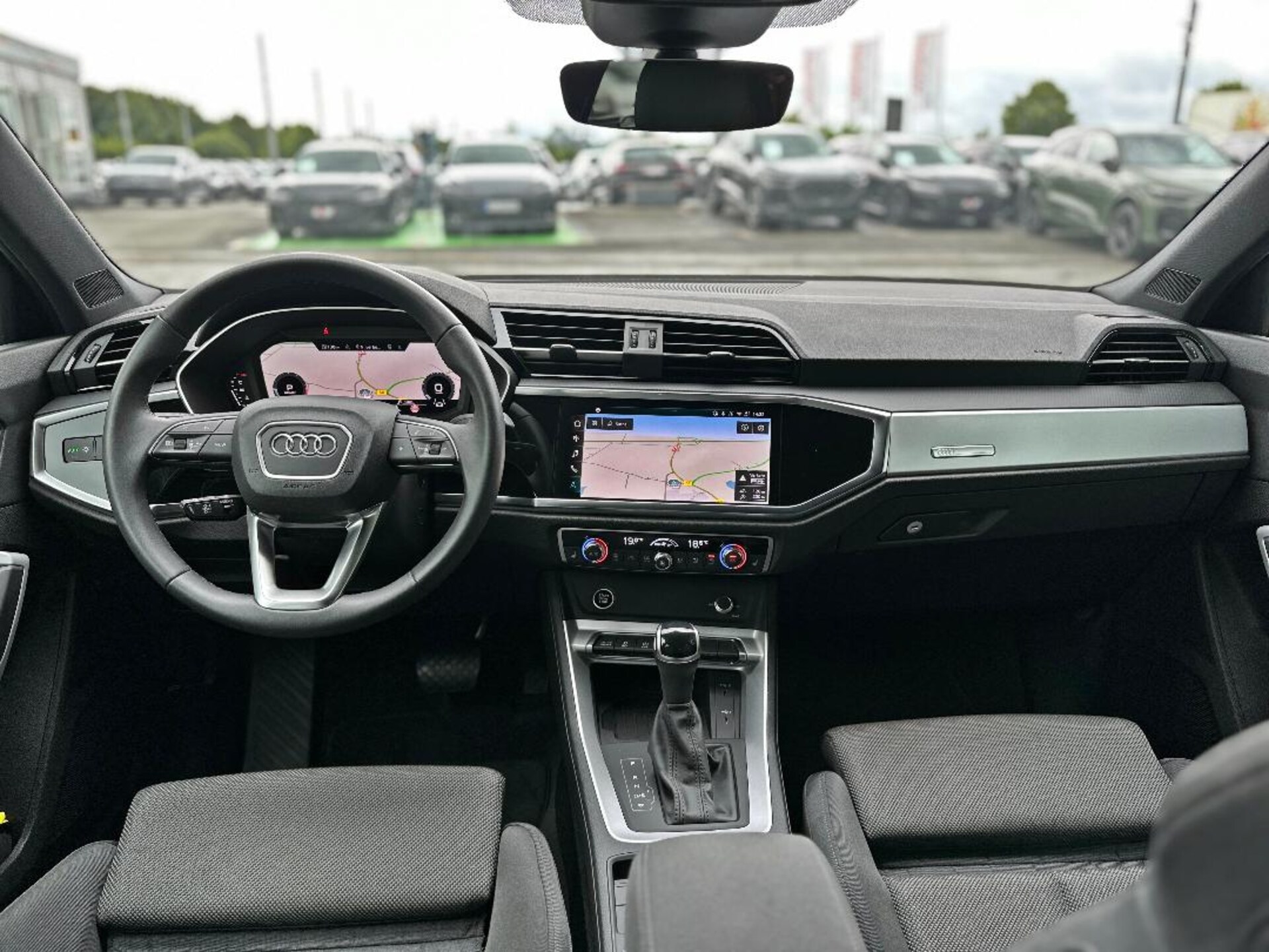 Audi Q3 Sportback S line