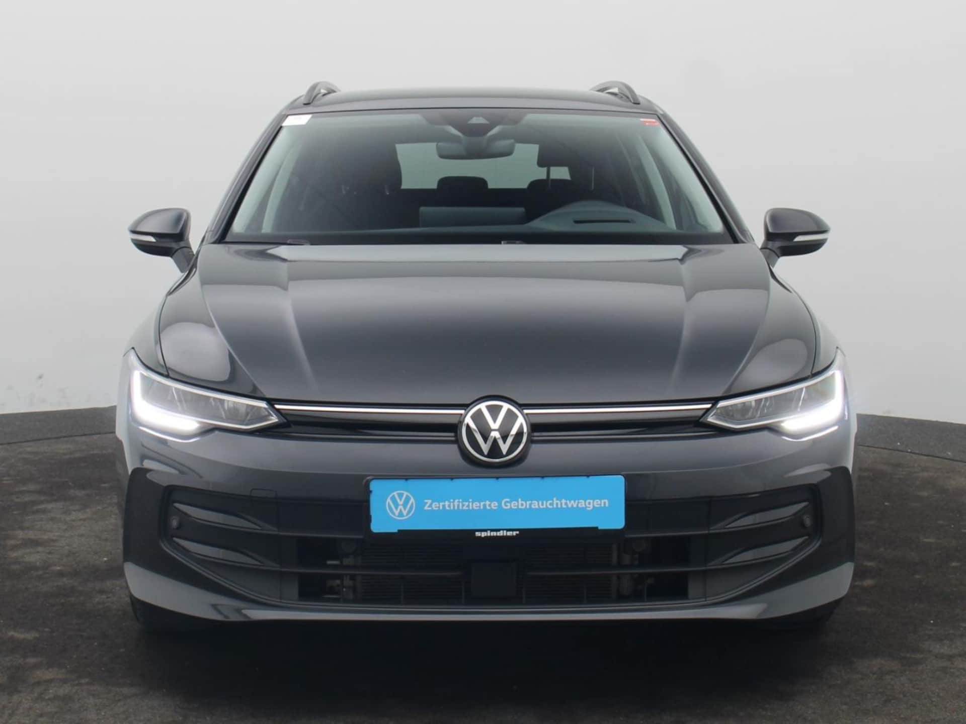 Volkswagen Golf Variant Life