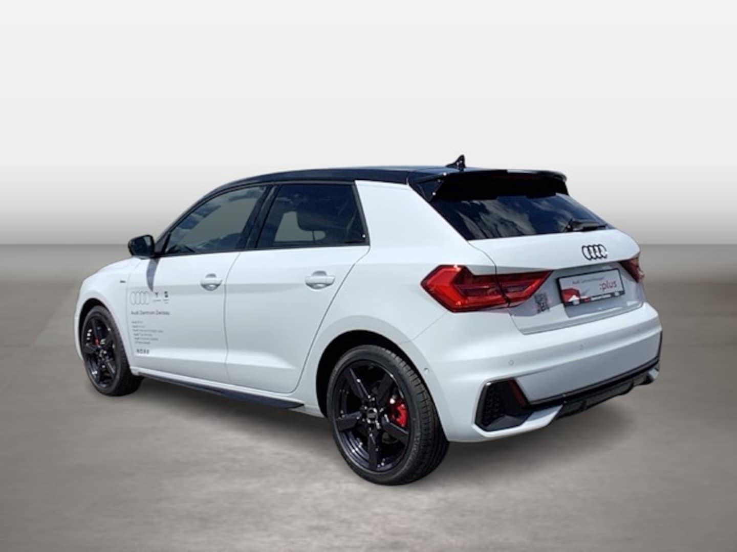 Bild über Audi A1 Sportback S line 35 TFSI S tronic - für weitere Informationen kontaktieren Sie den Audi Partner