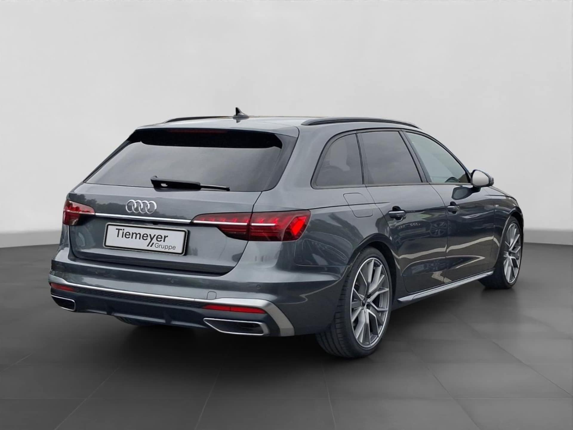 Audi A4 Avant S line