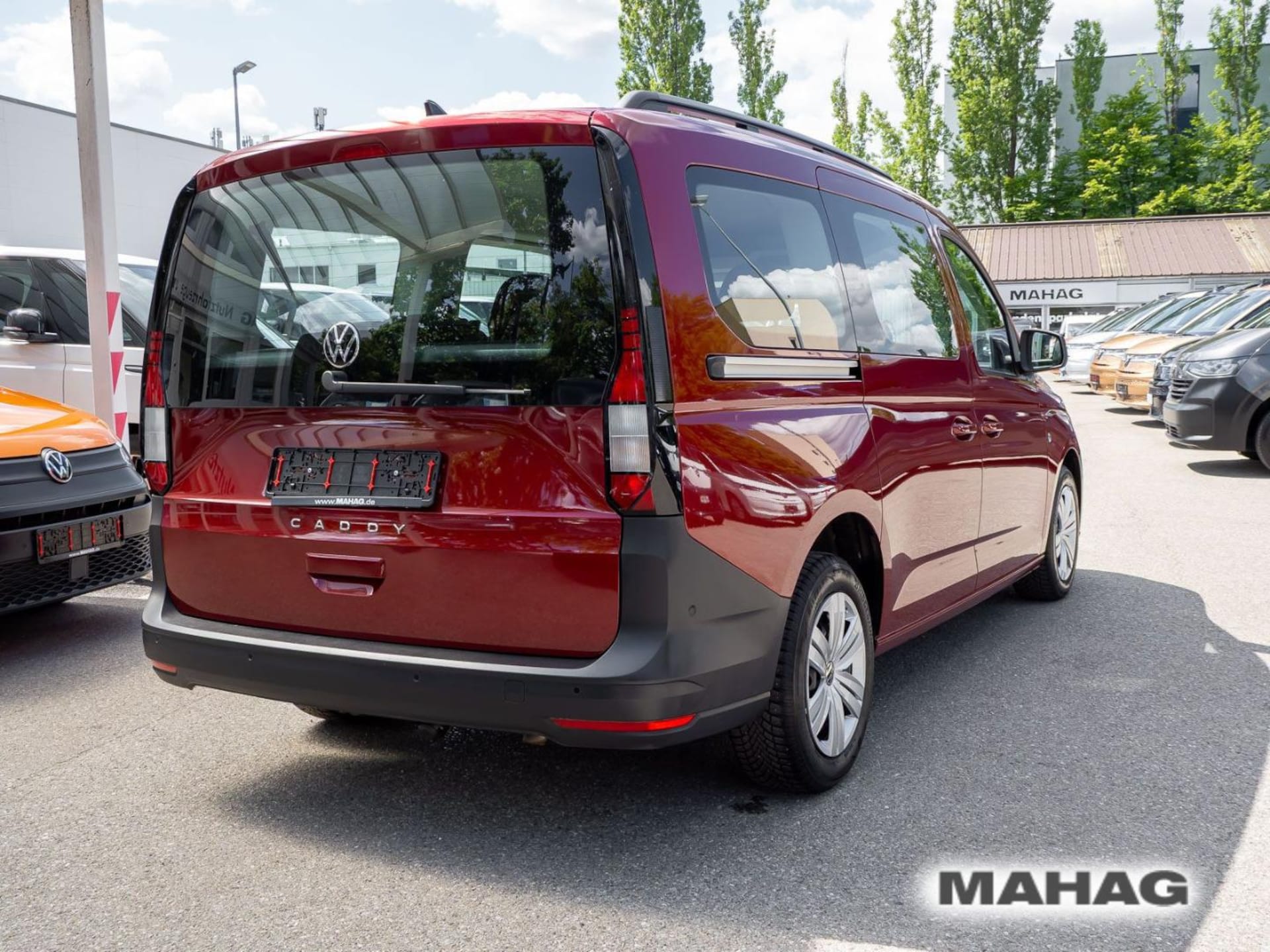 Volkswagen Caddy Maxi Basis-Modell