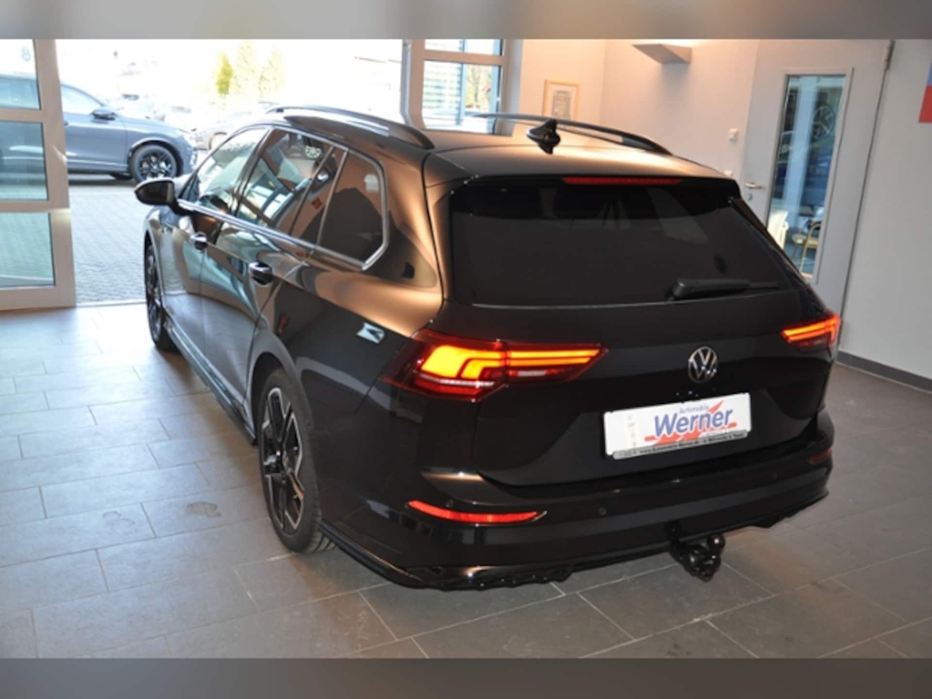 Volkswagen Golf Variant R-Line