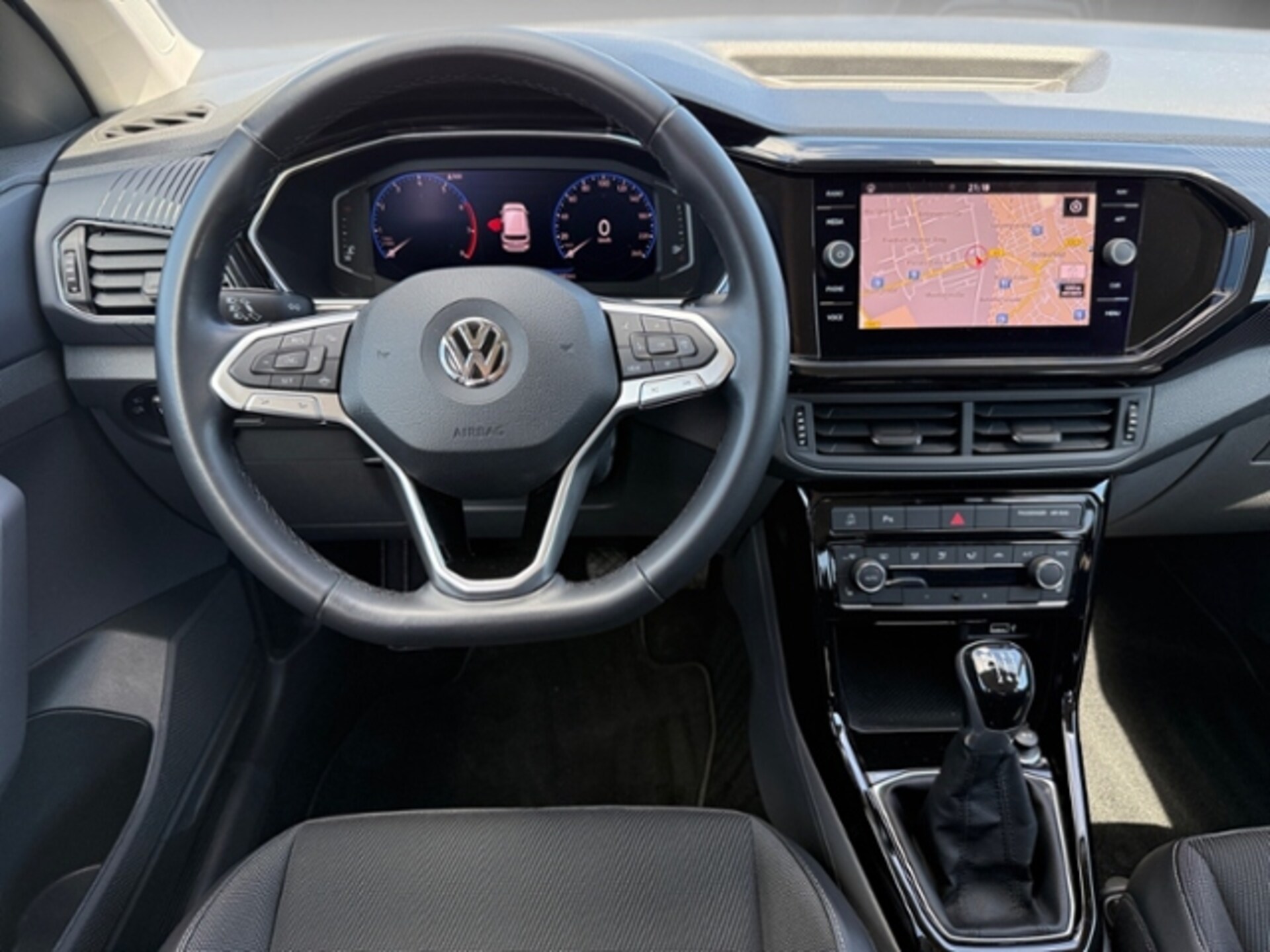 Volkswagen T-Cross Style